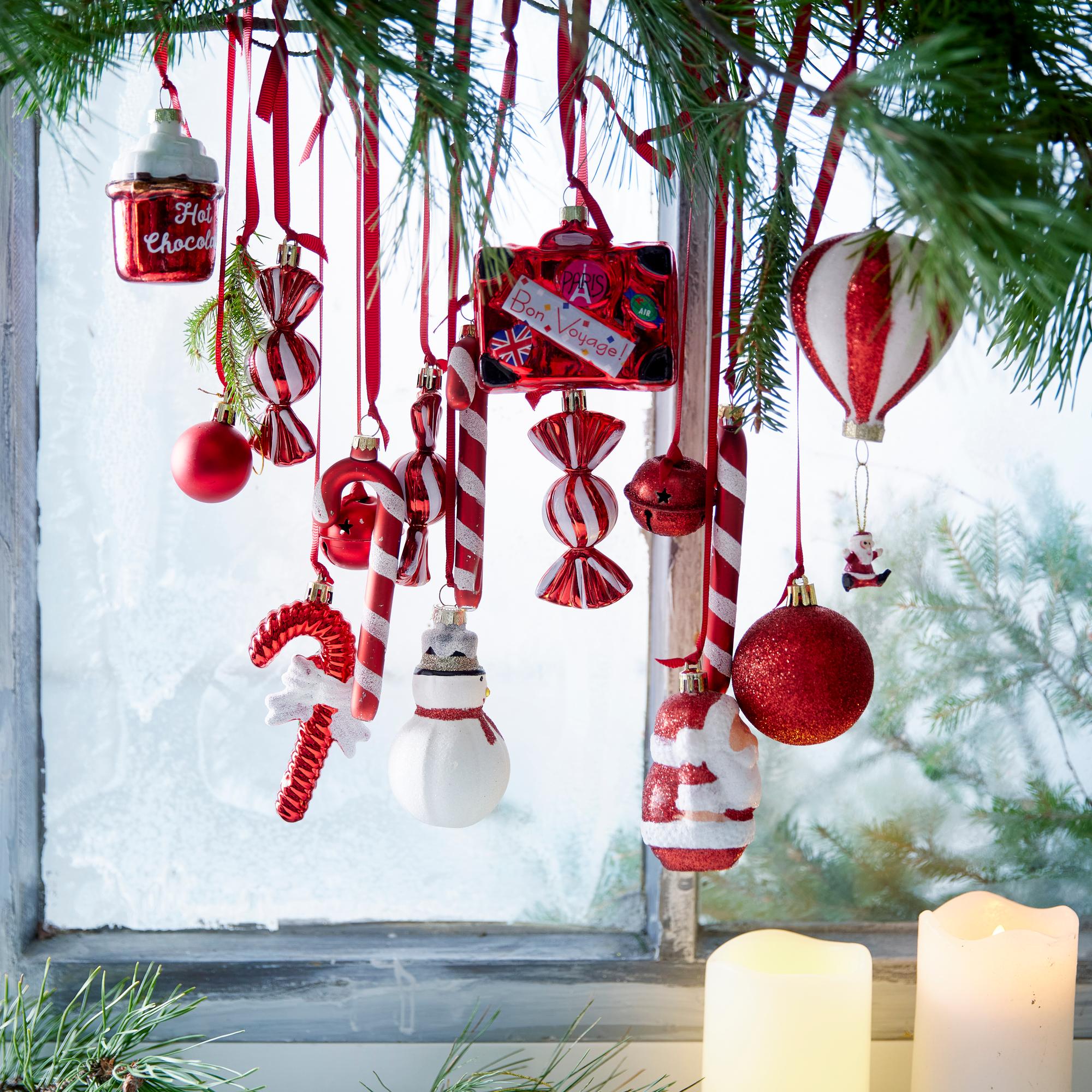 Go all in on red: 6 charming ways to redden up your home for Christmas