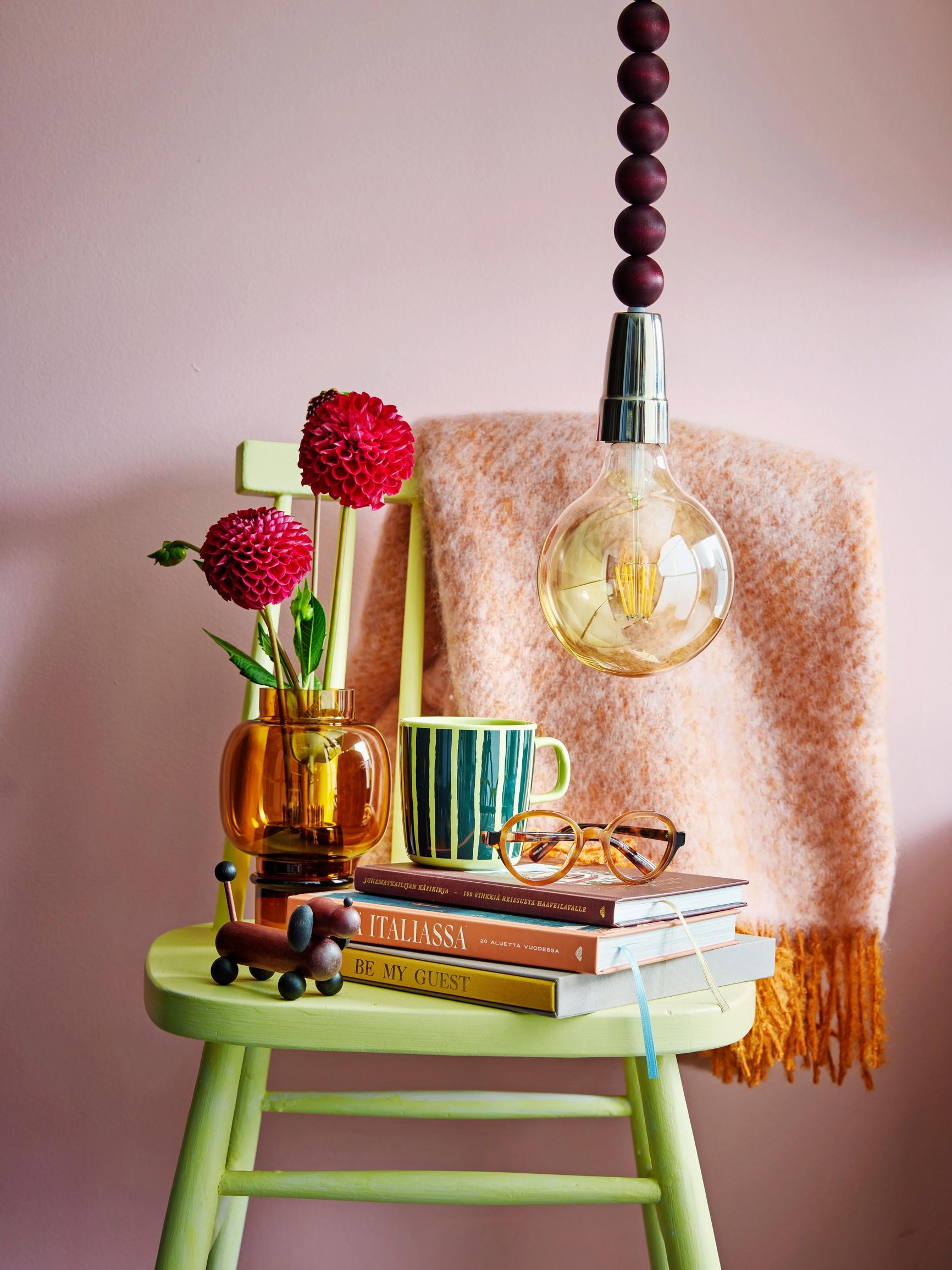 Pine, stripes, and a decor comeback: 5 fall trends an interior design journalist loves this fall