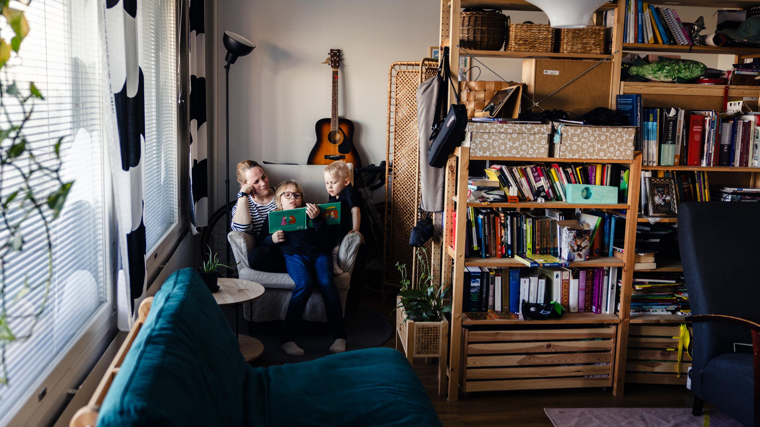 Family of six living small—made possible by versatile living spaces