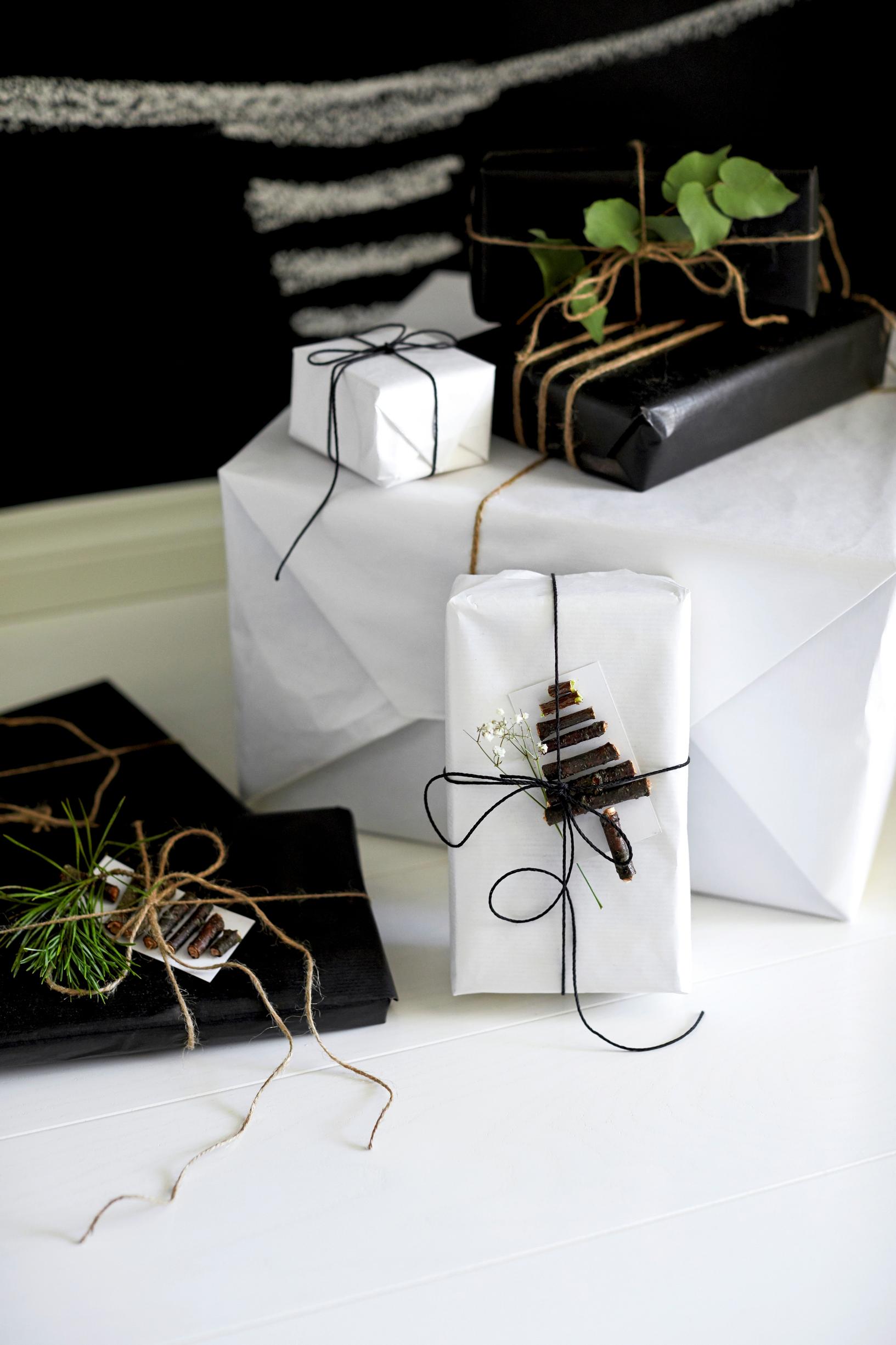 Mini tree ornament from twigs