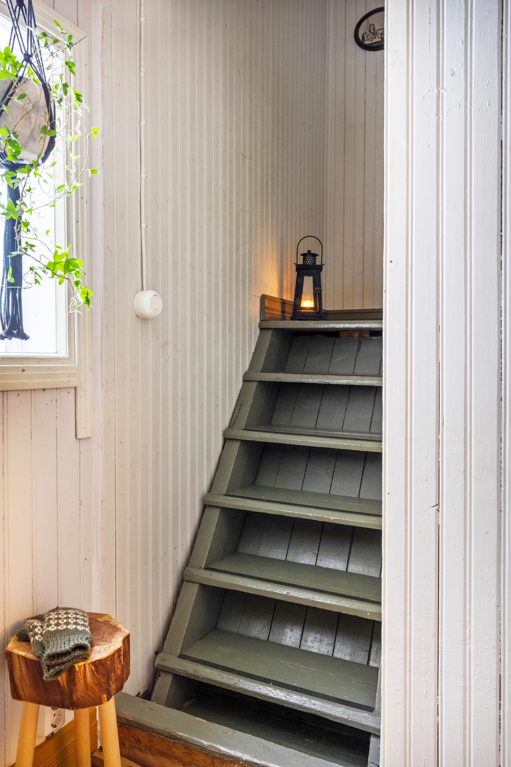Steep stairs up to the attic
