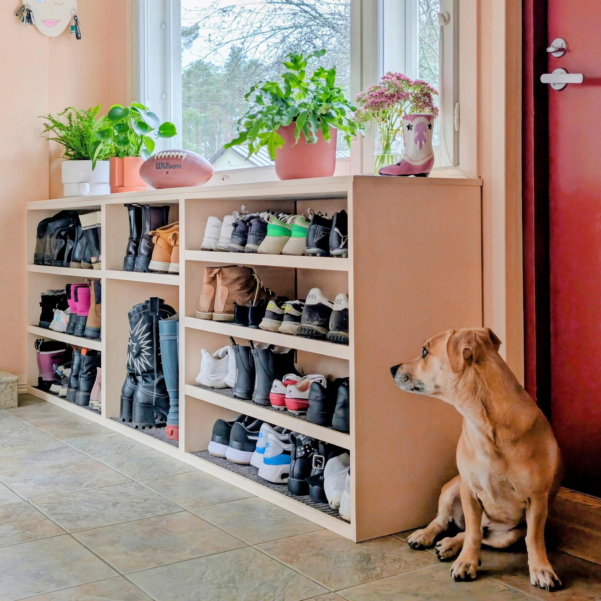Annika built a shoe shelf her family of six will actually use—even size-48 rubber boots fit