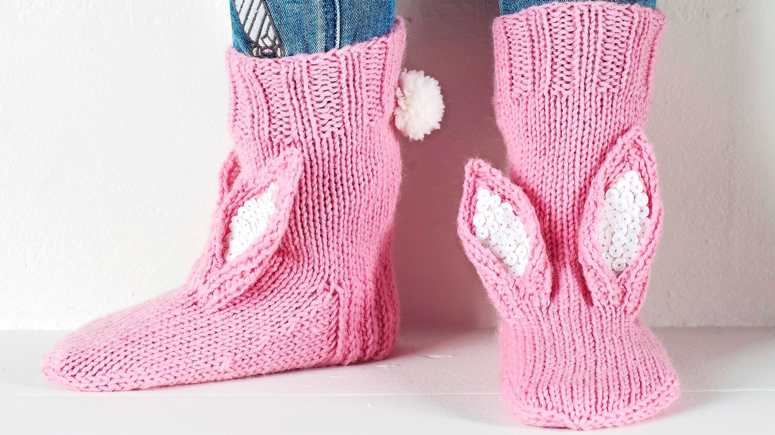Are these the cutest socks ever? Knit the Bunny socks for a child or yourself