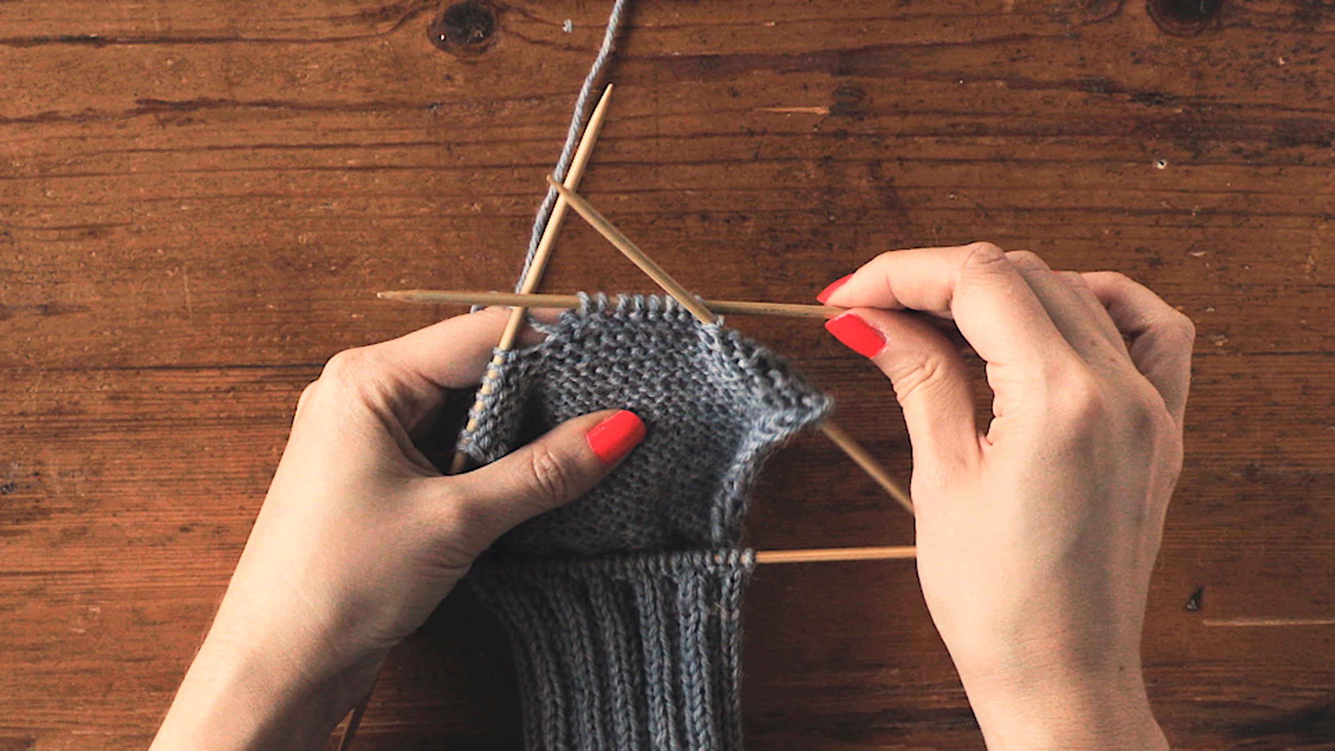 How to knit a sock heel: Master the technique with our step-by-step guide