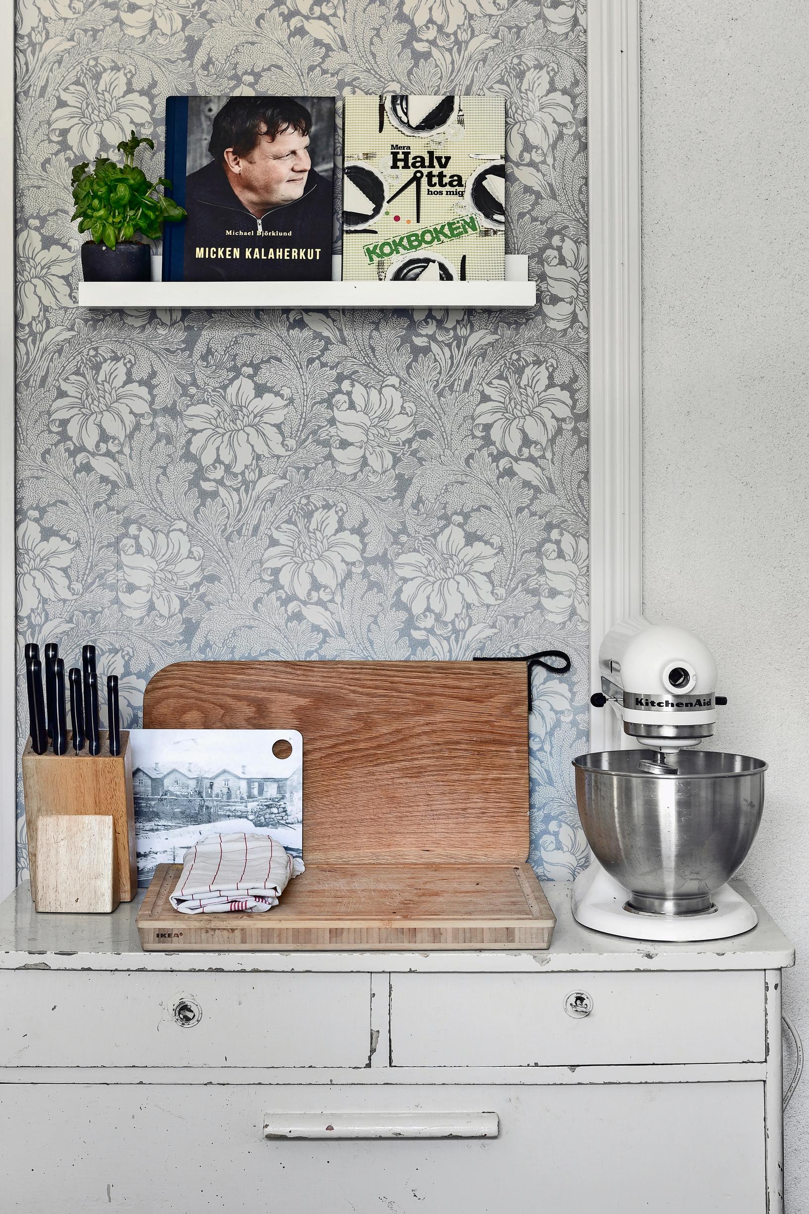 A photo of the old dresser in the kitchen.