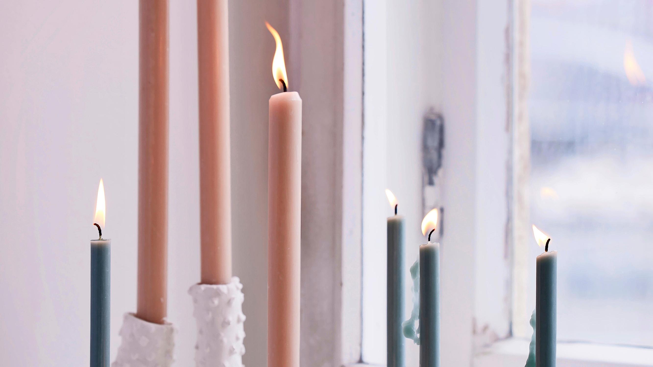 Candle wax removal: Let it harden first and then get cleaning