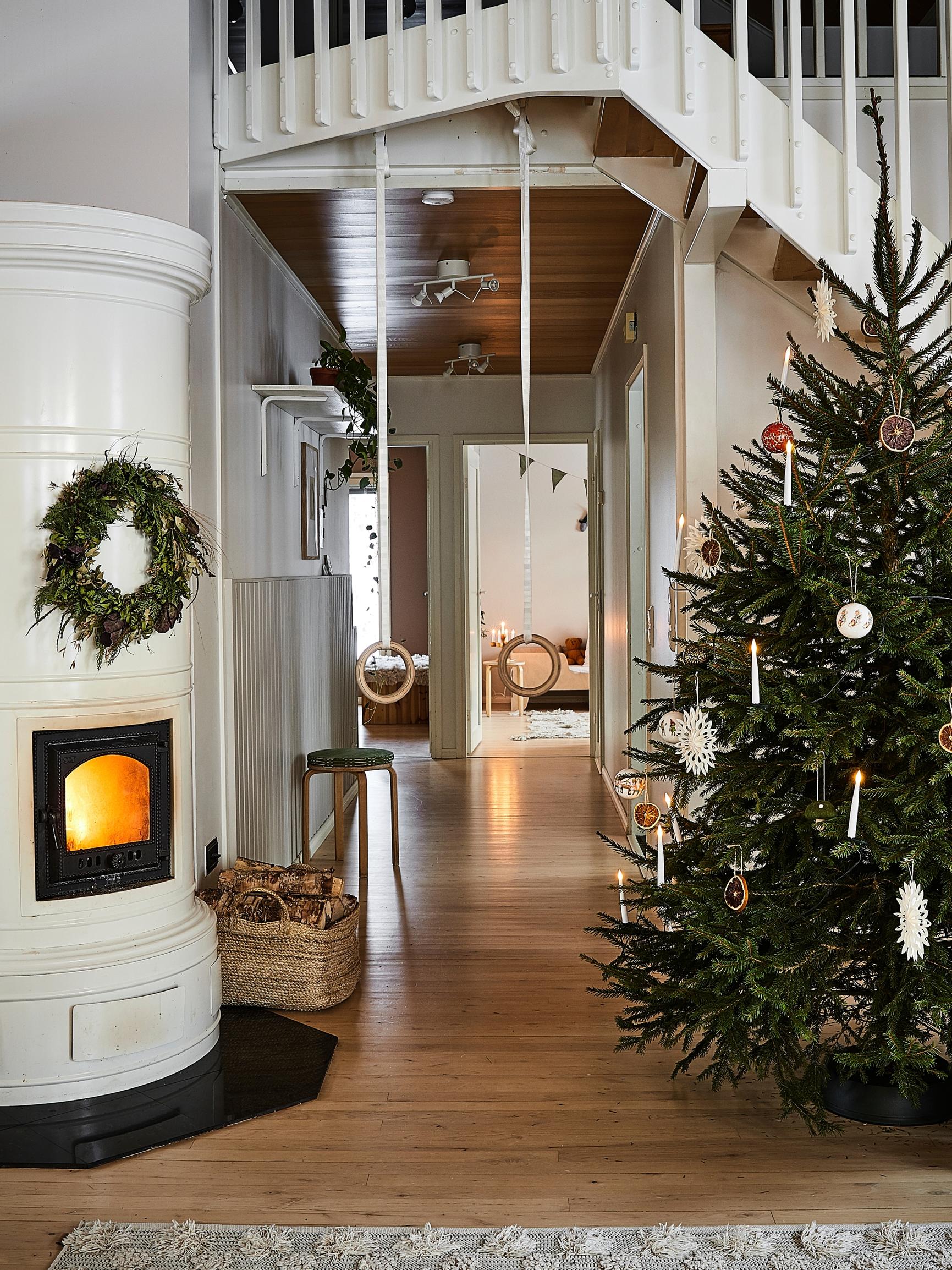 Home again for the holidays: Jade returns to her childhood house