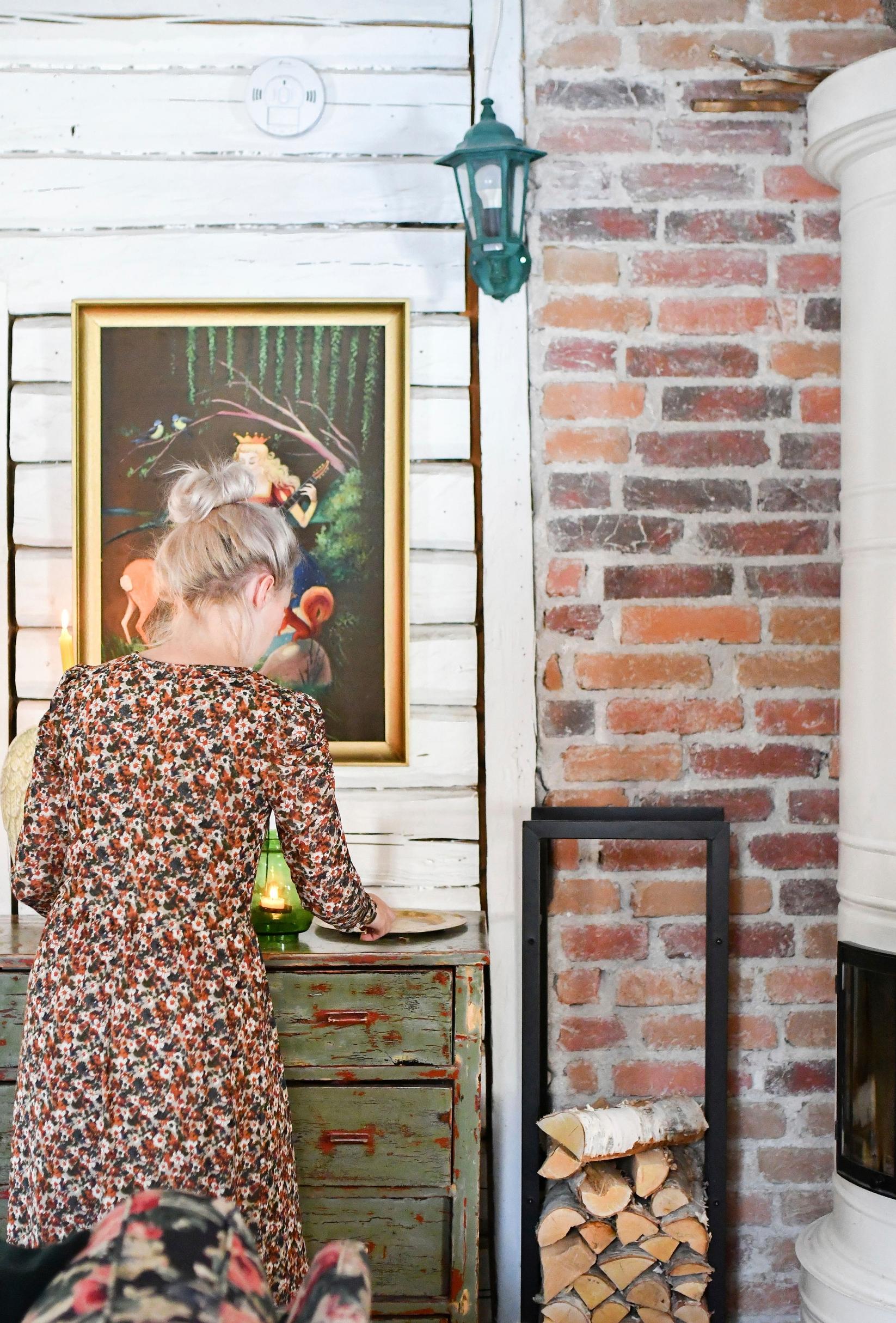Suvi Kervinen at home.