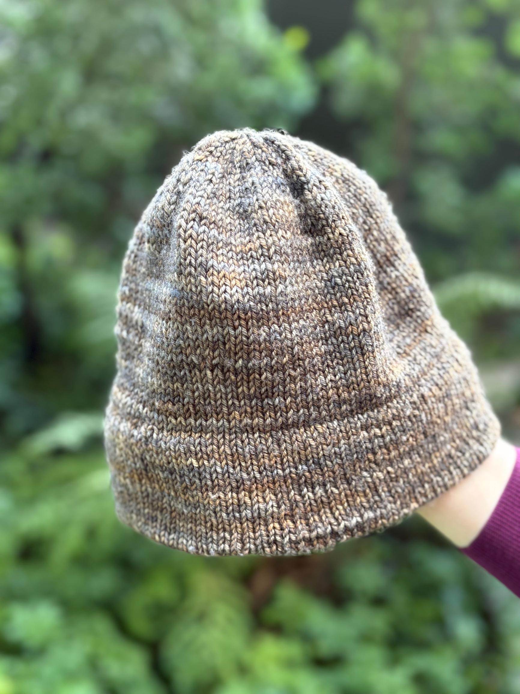 Easy men’s beanie: no purling required, perfect for beginners