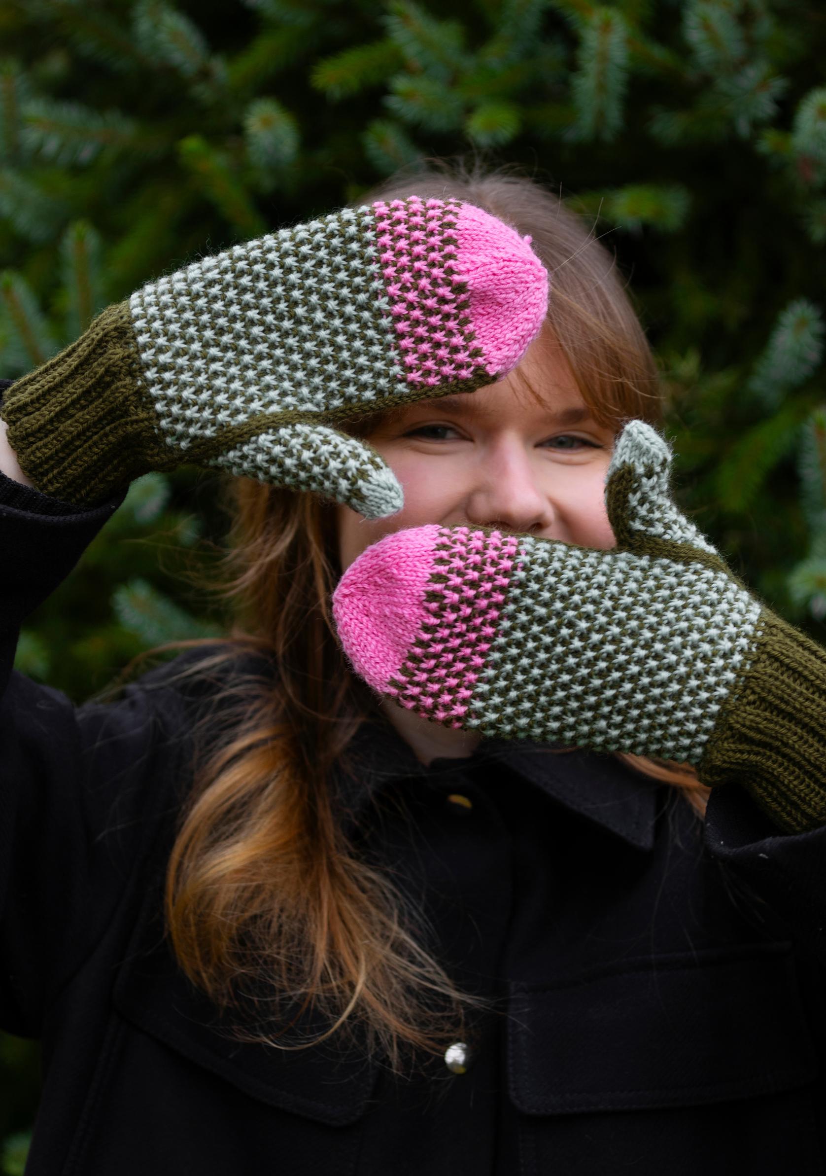 Nonpareil seed stitch mittens worn by model