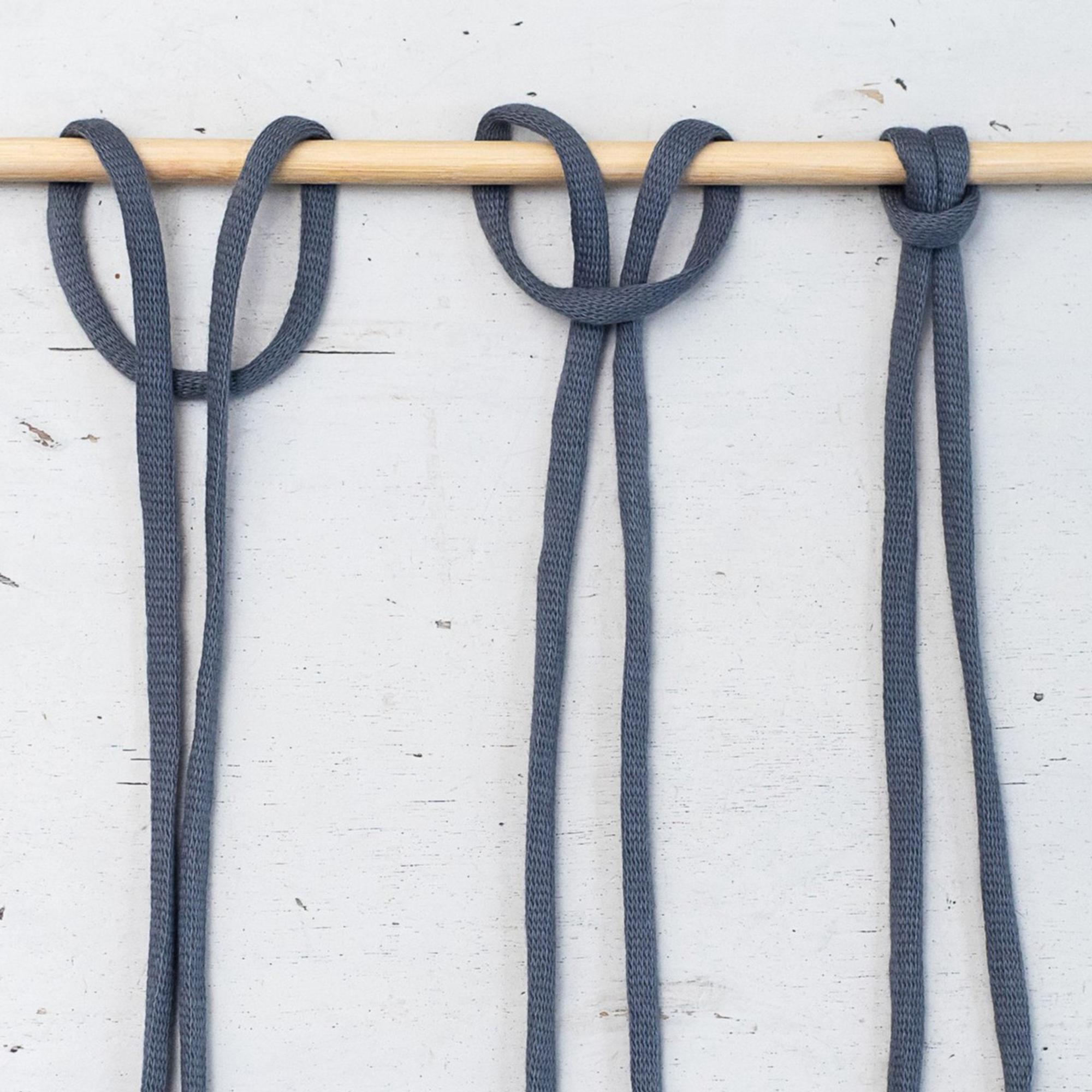 Half hitch, overhand knot, and 4 other must-know macramé knots—see illustrated guide