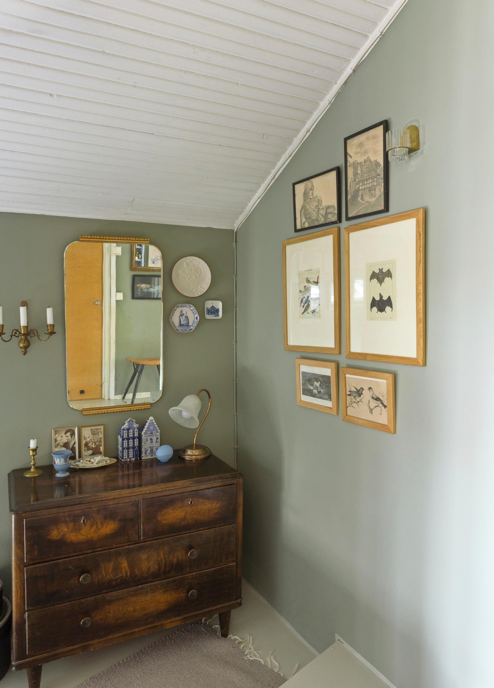 A wall painted green