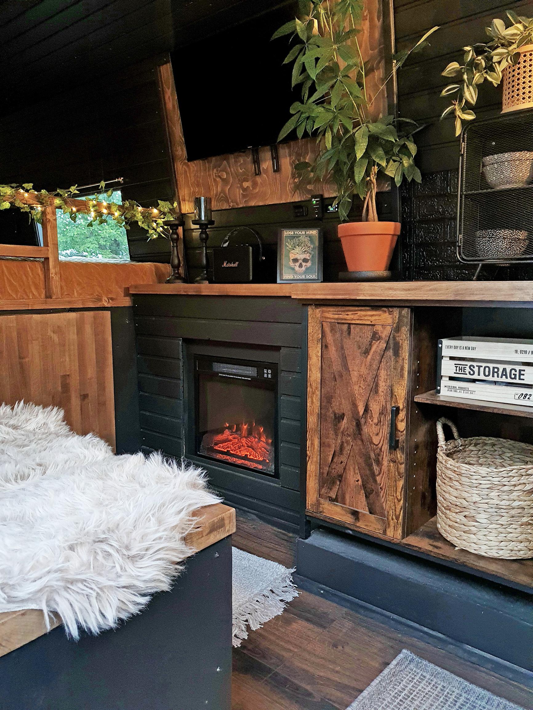 The fireplace in Nina and Atte’s van.