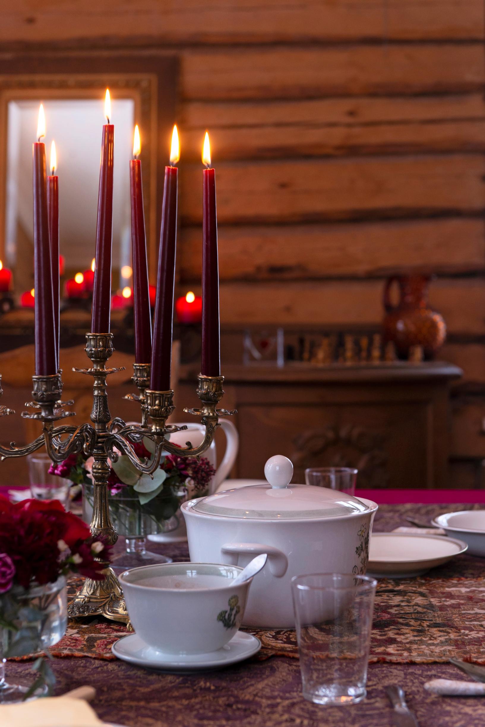 Christmas table setting