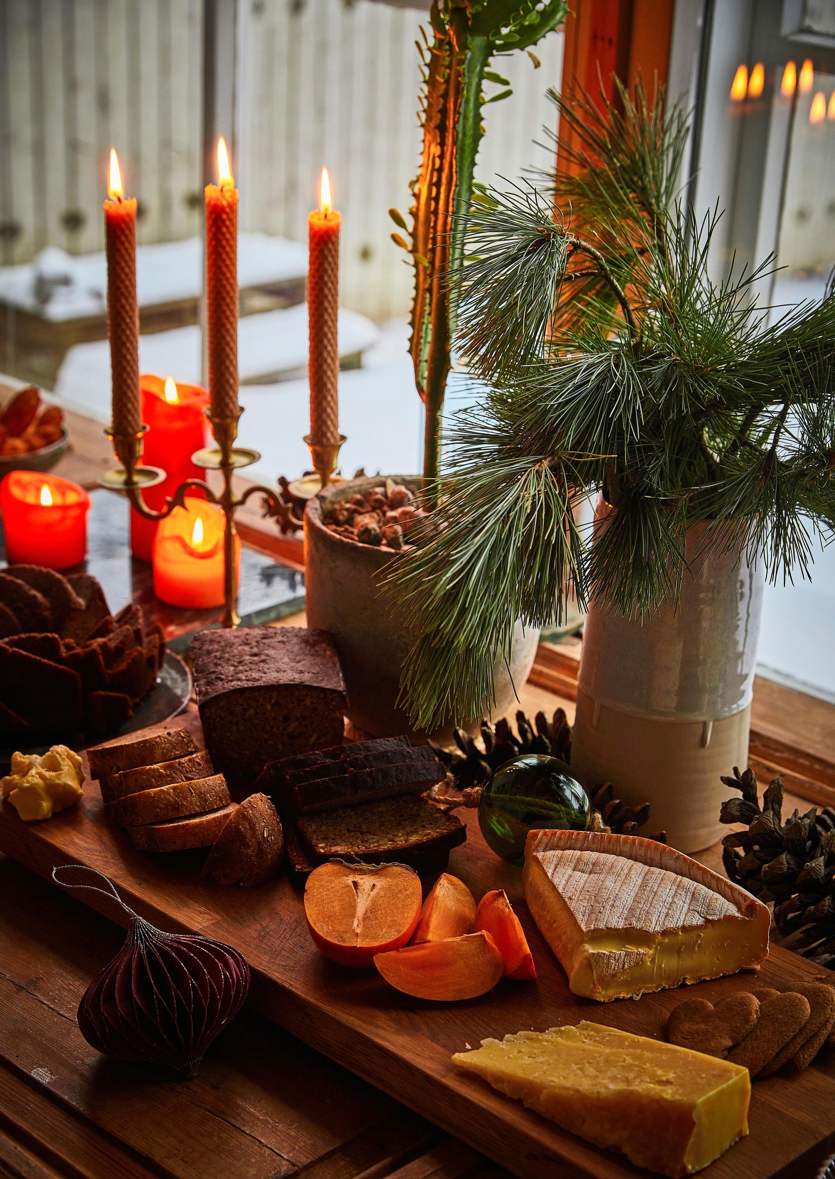 Holiday table setting.