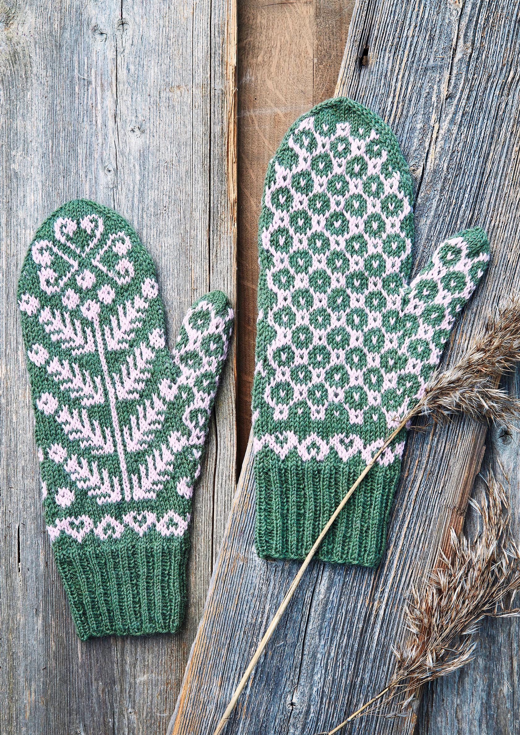 Jewelry colorwork mittens