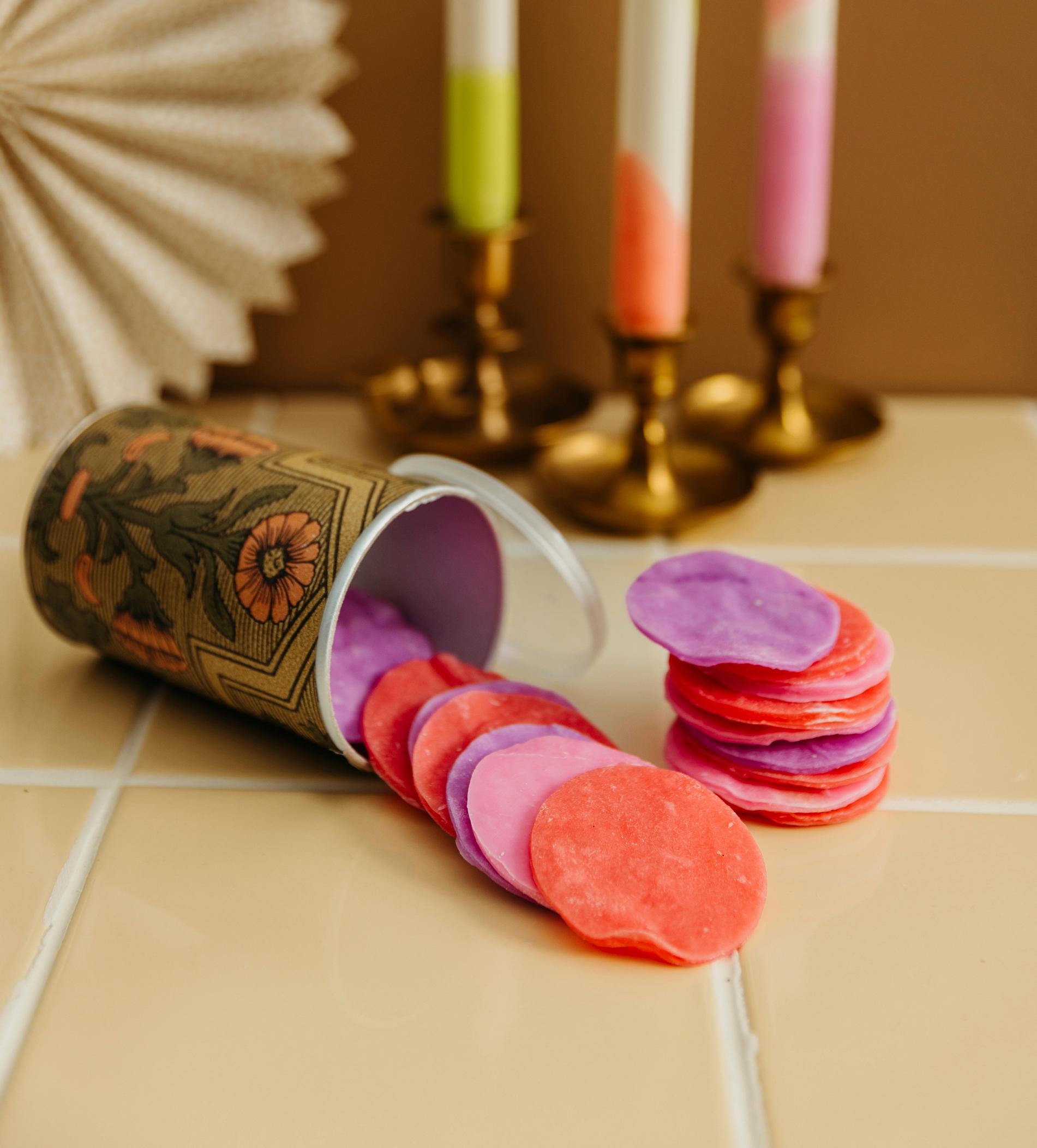 Kindling chips: a quick and cozy DIY gift