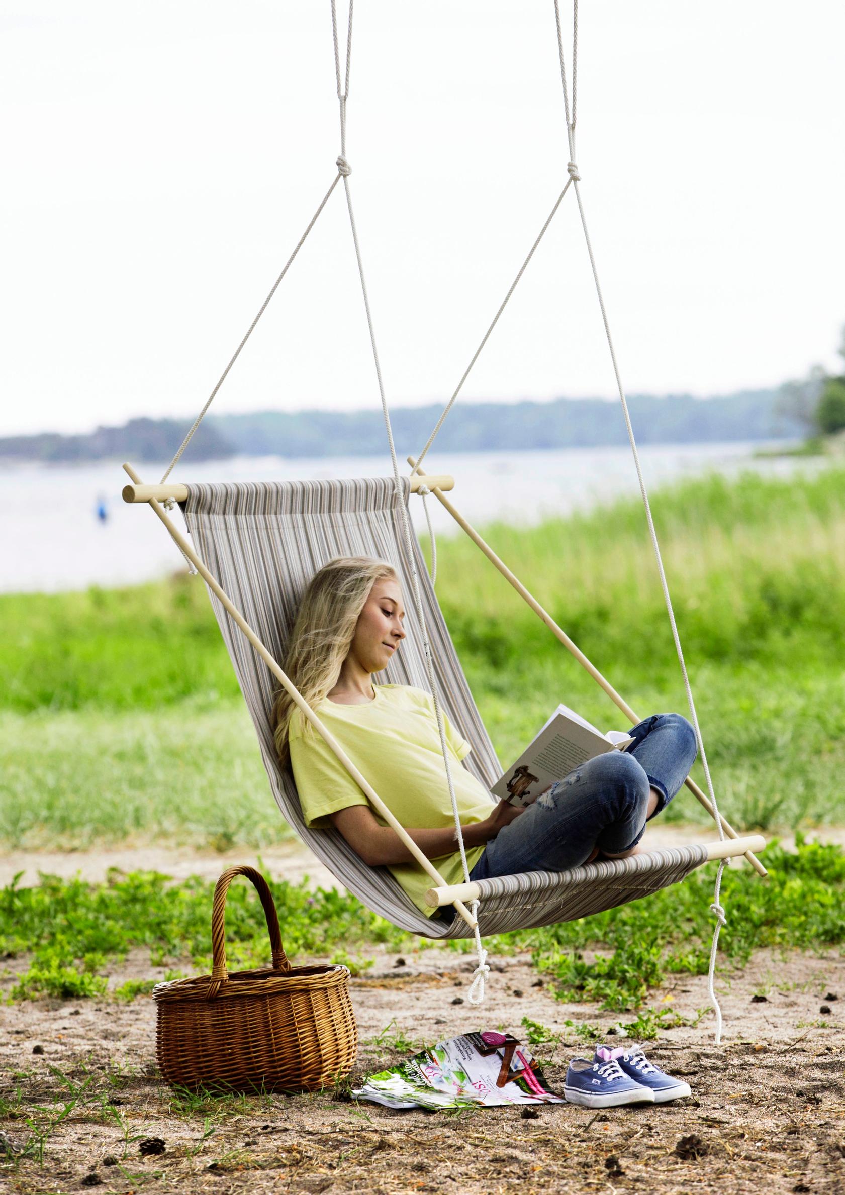 Hanging chair with fabric