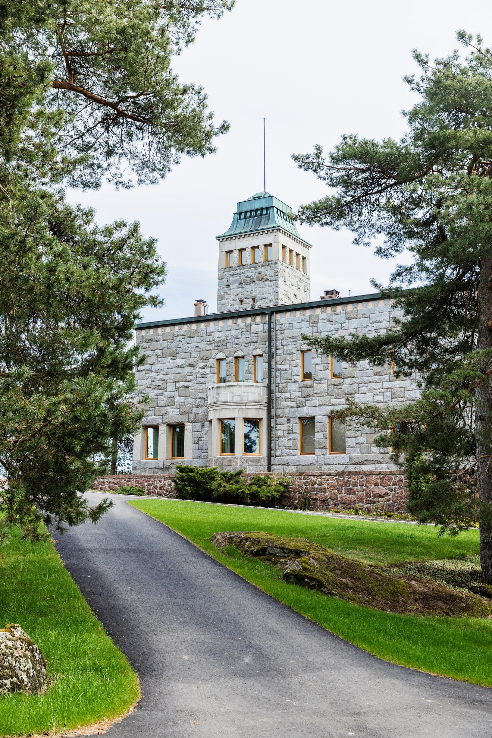Kultaranta, summer residence of the president of Finland, façade