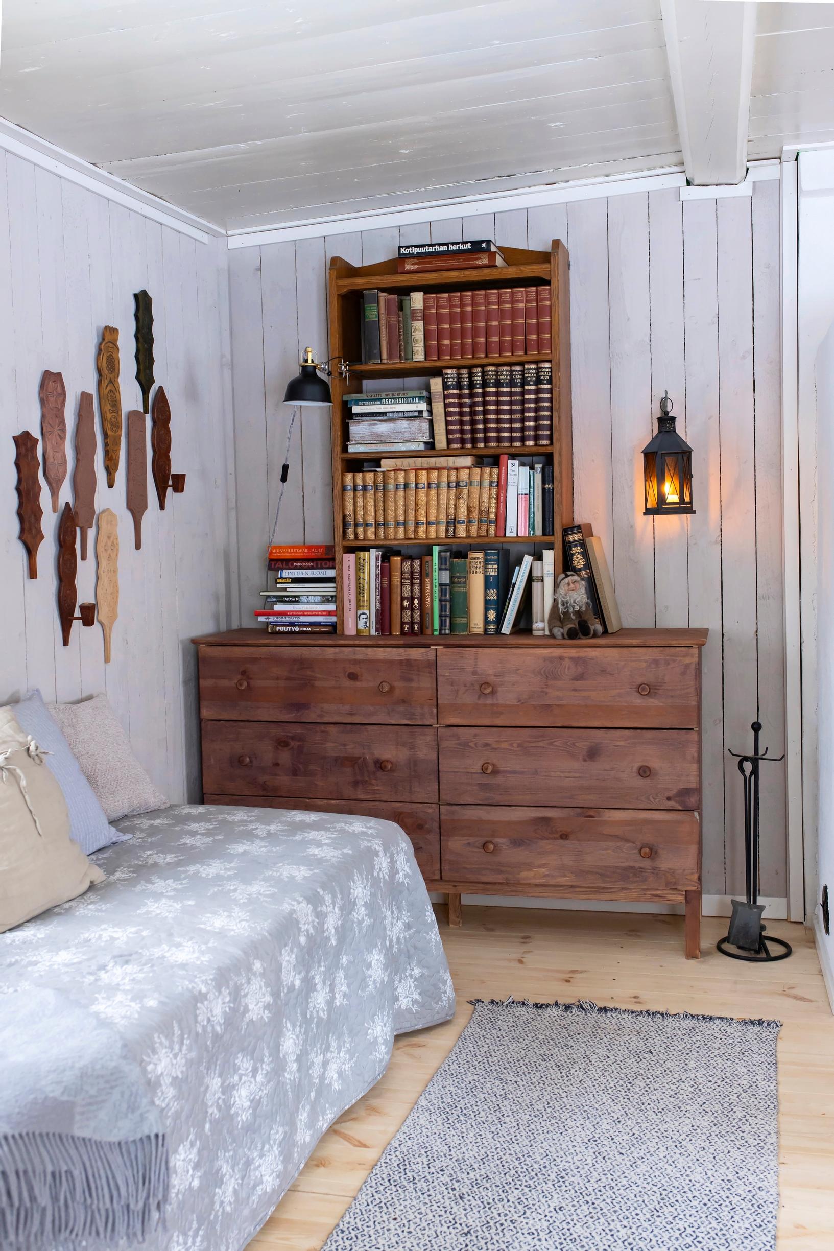 Bookshelf in the cottage