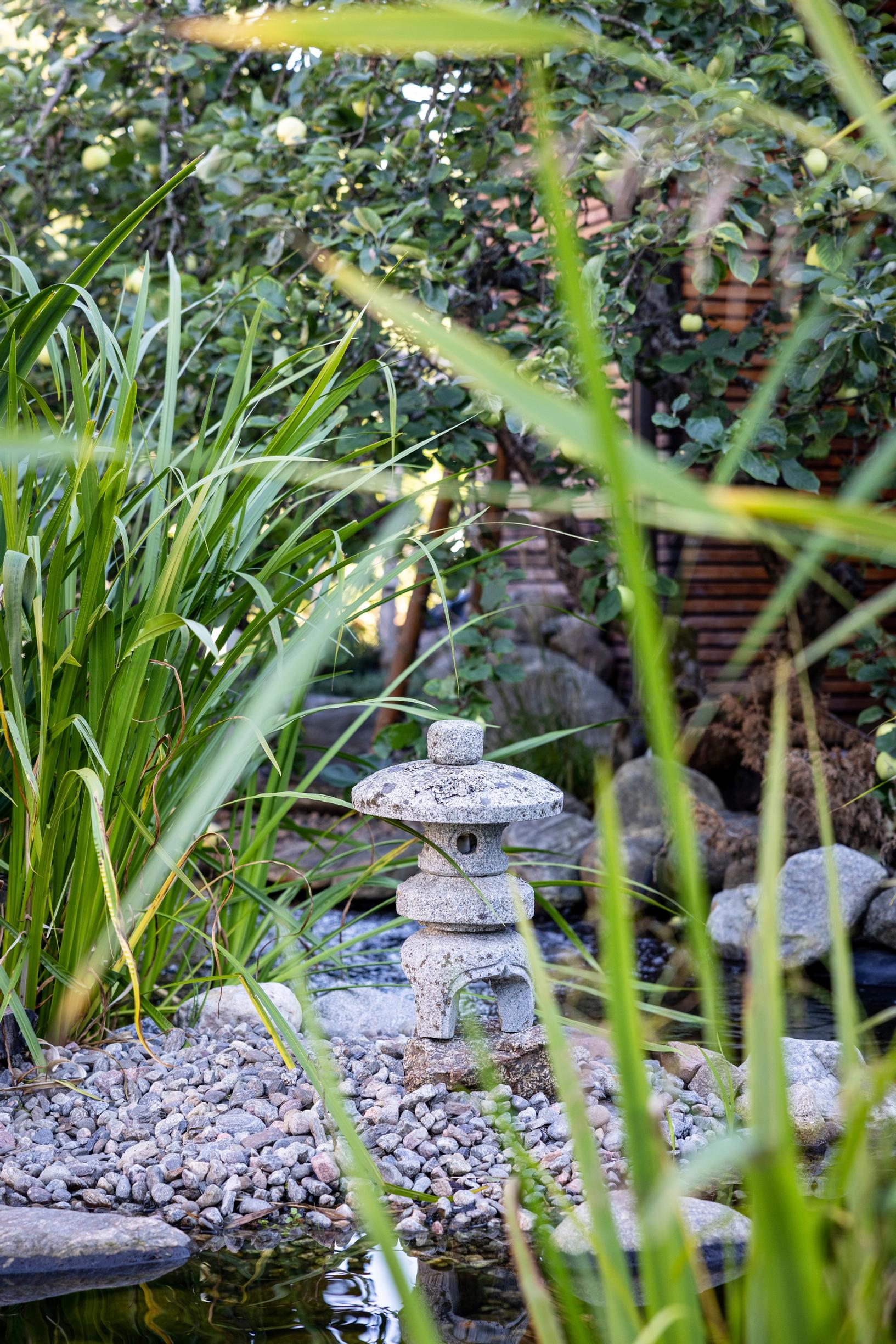 Placing stones is an art form.