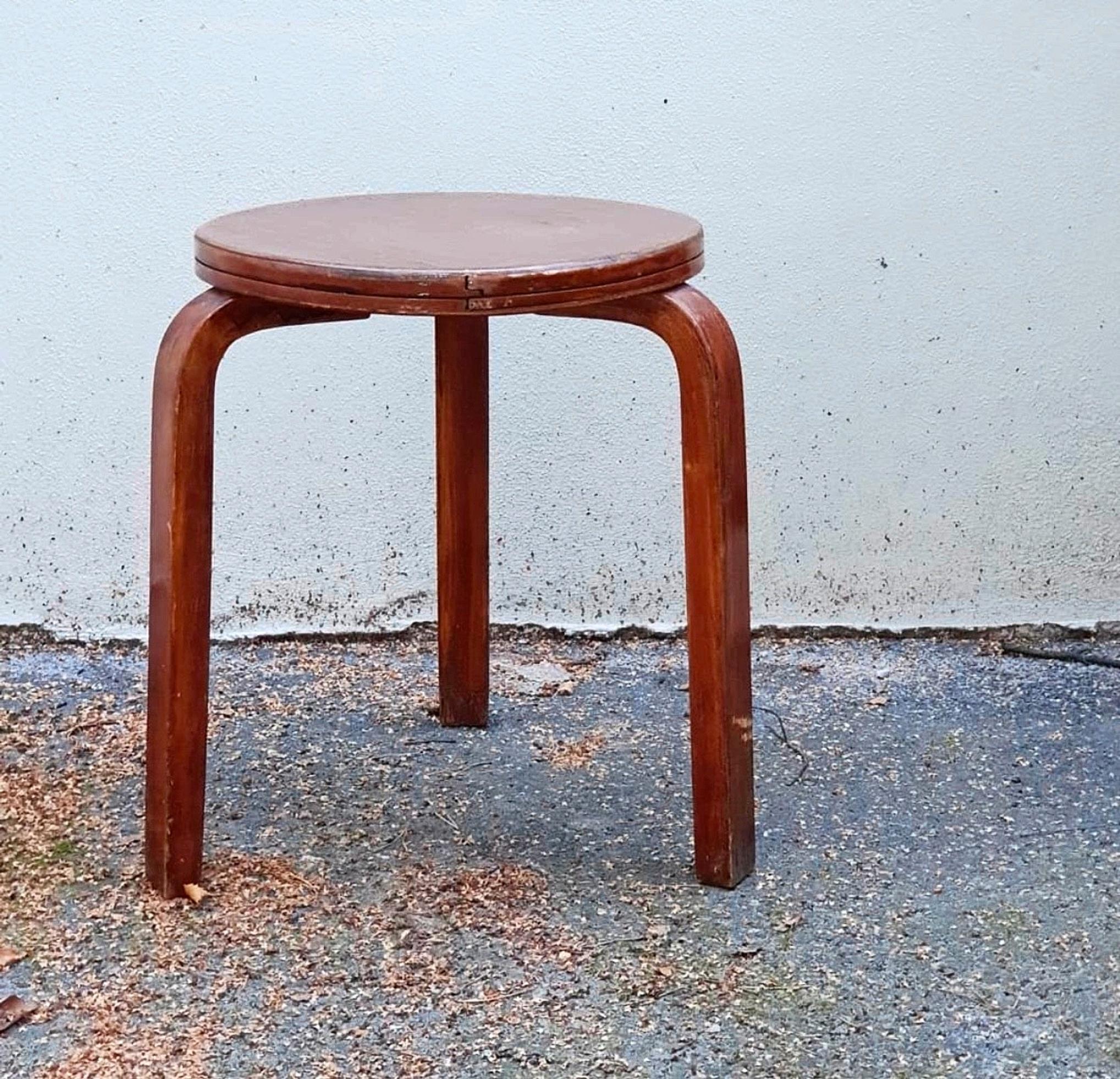 Alvar Aalto’s 1960 stool