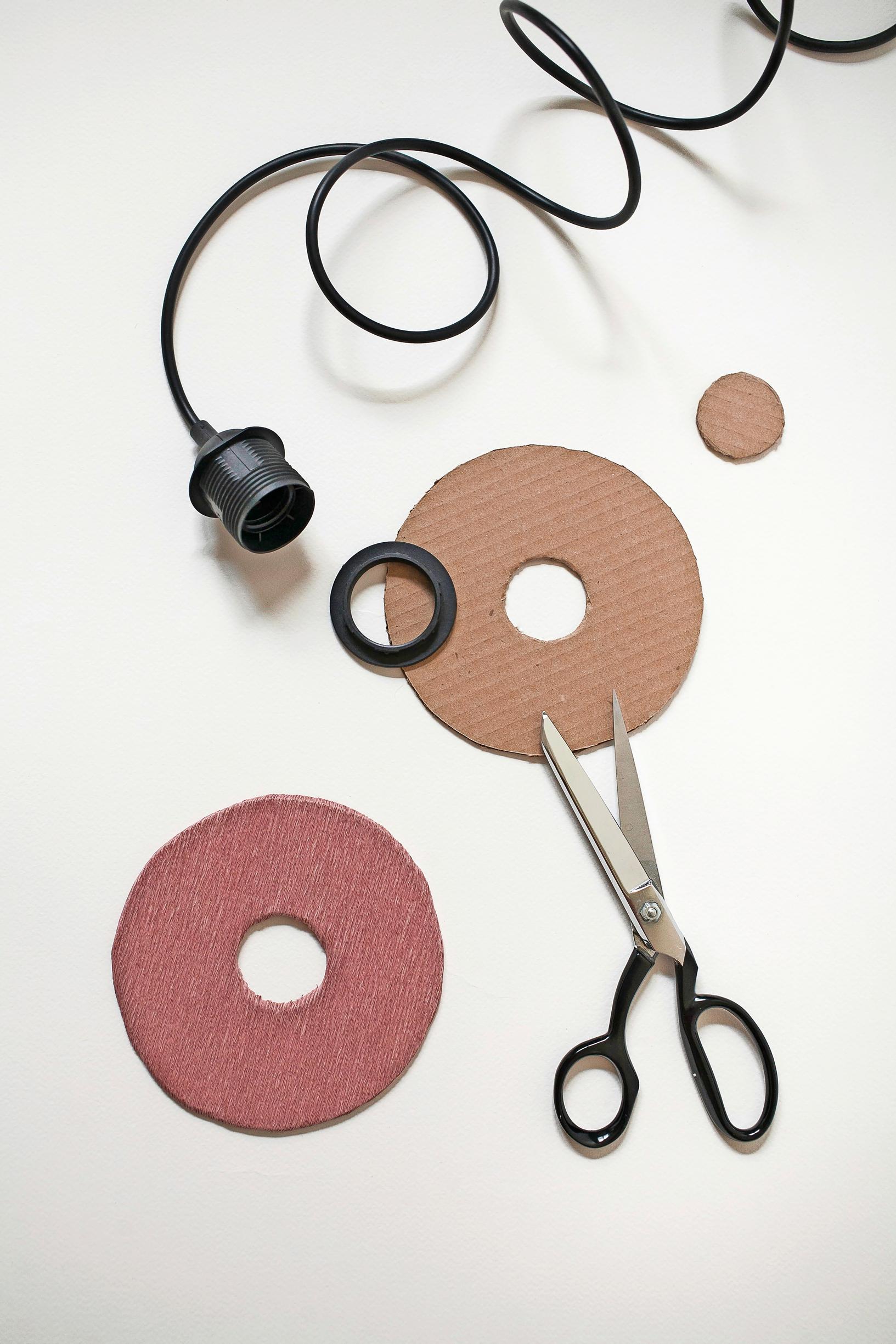 Image of craft supplies for the paper flower.