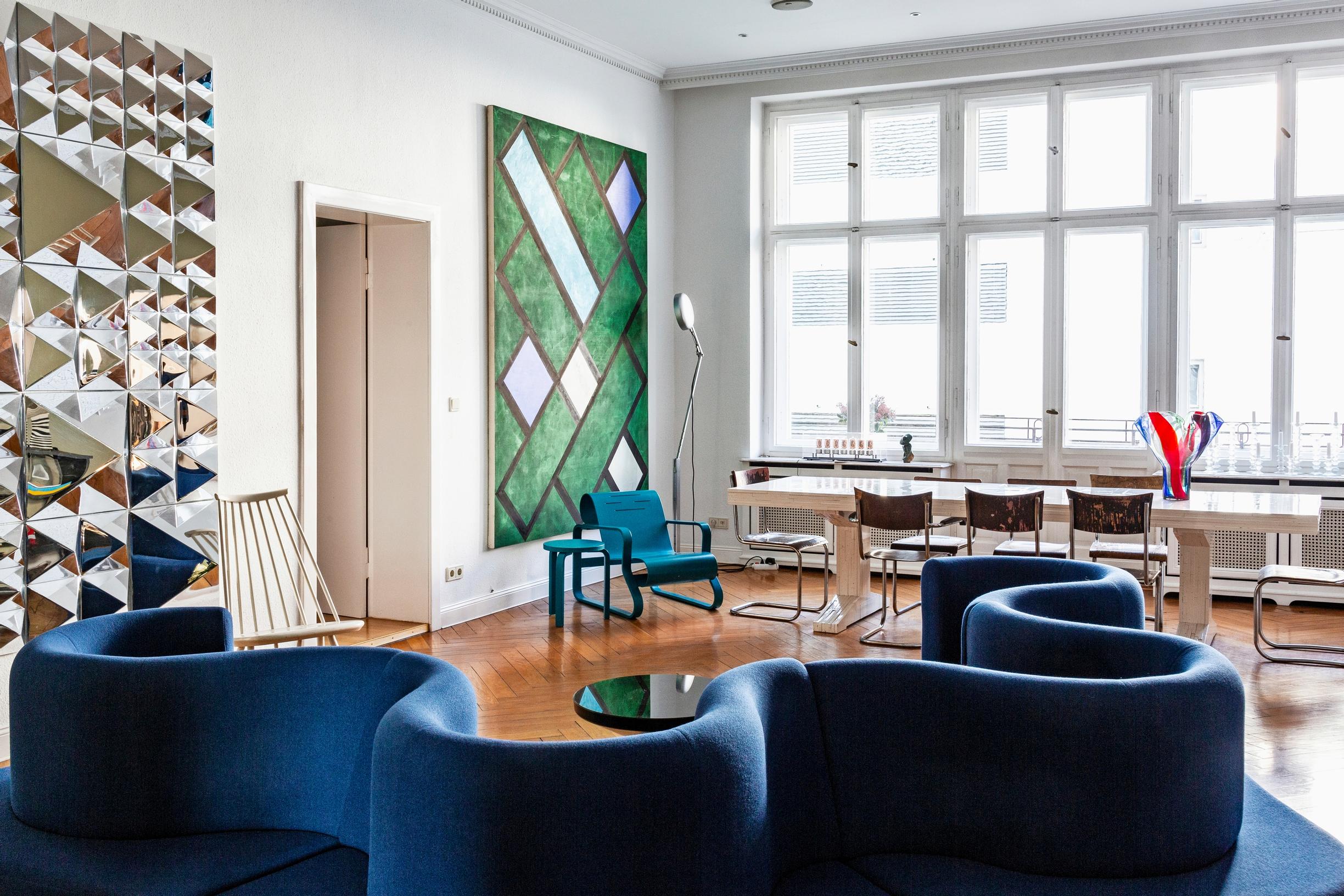 Verner Panton’s Cloverleaf sofa