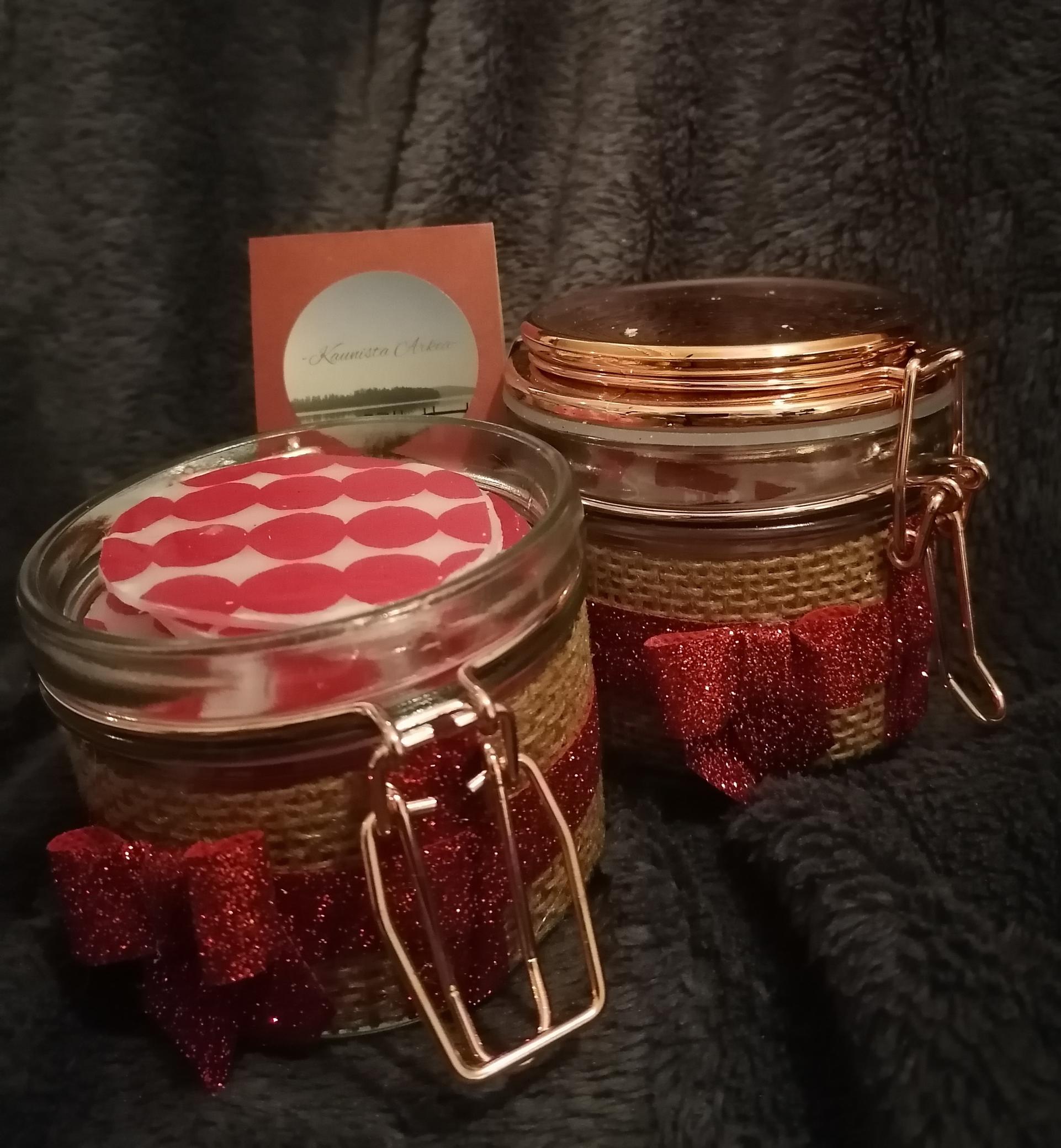 Firestarter chips packed in glass jars