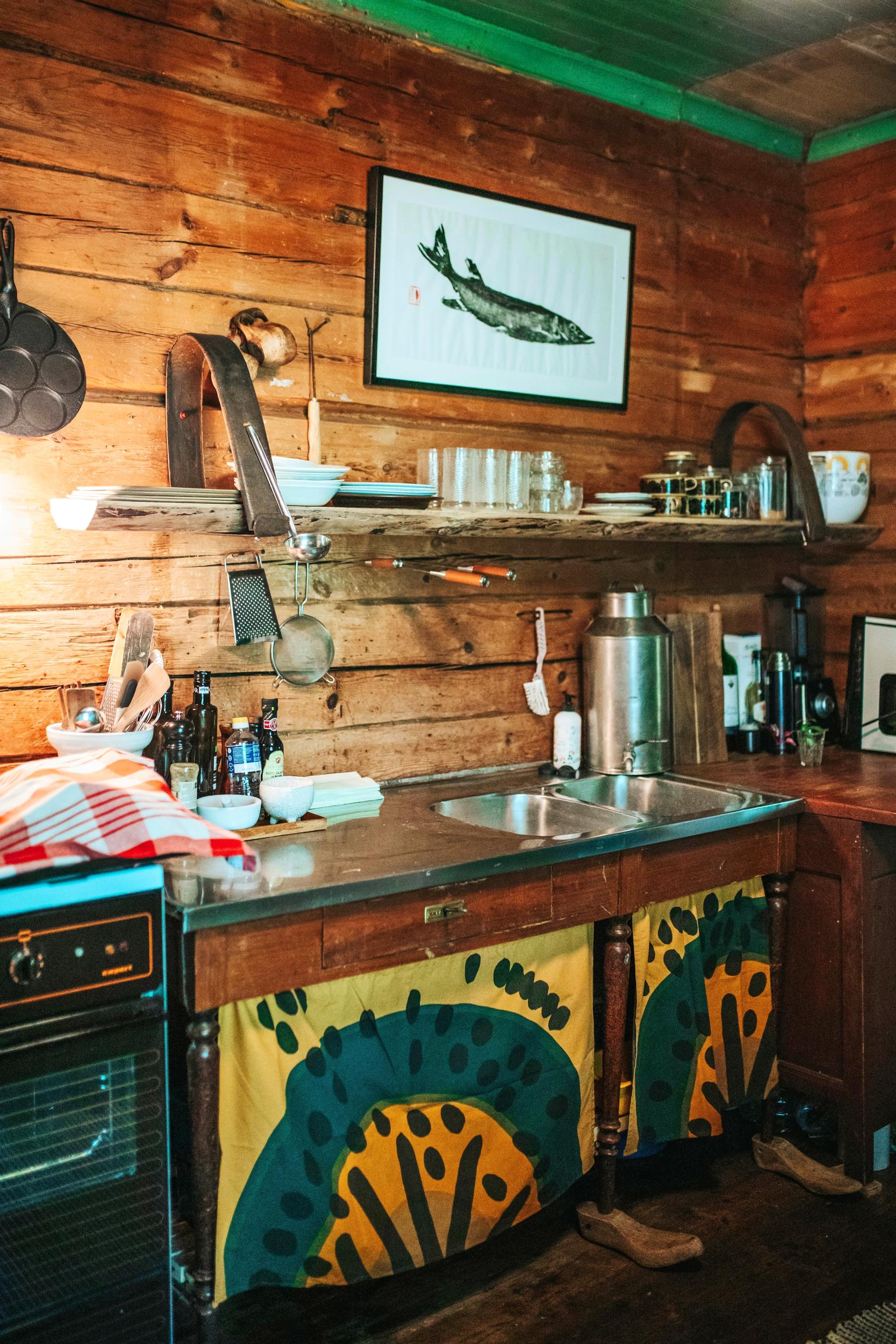 Kitchen sink and shelves