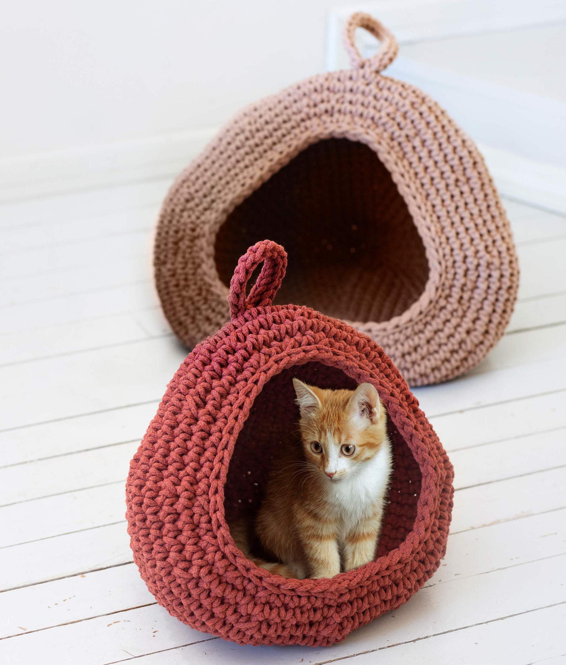 Crocheted cat cave—a soft yet sturdy hideaway made in one piece