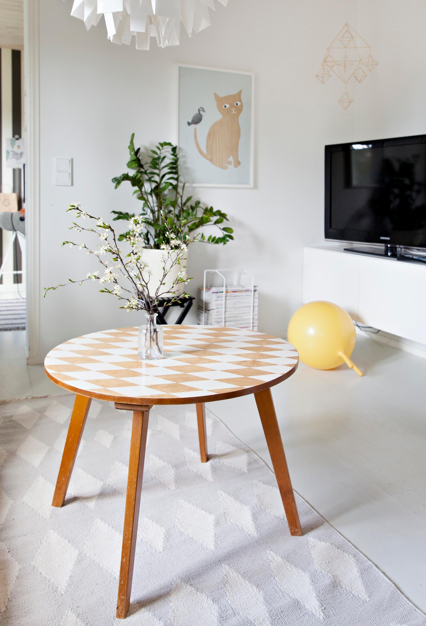 A checkered pattern painted on a table