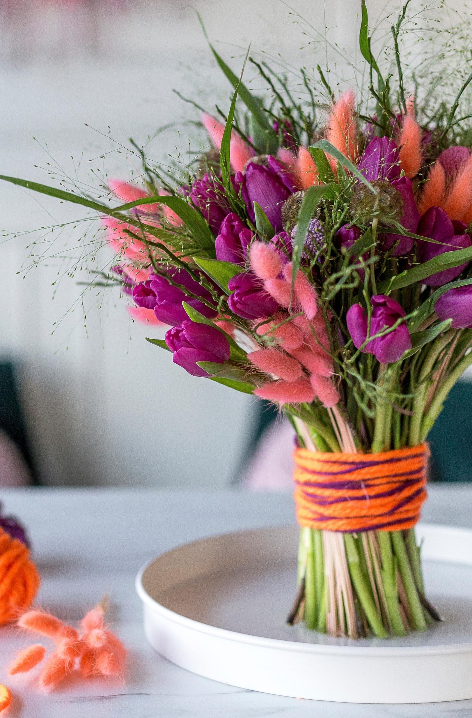 Tulip bouquet idea