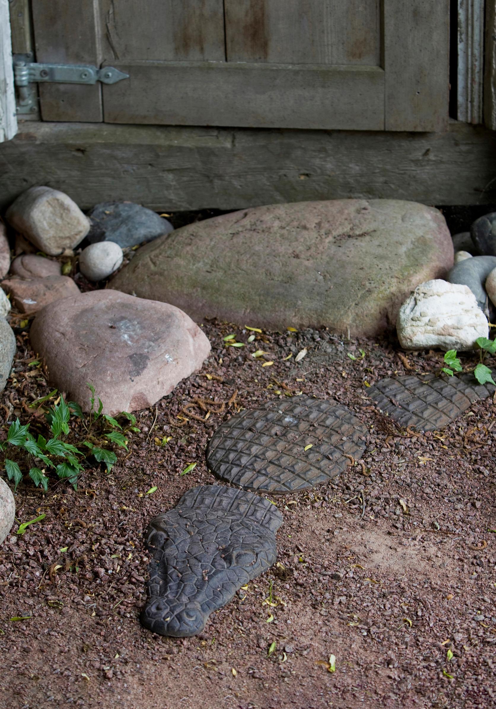 Garden decorations