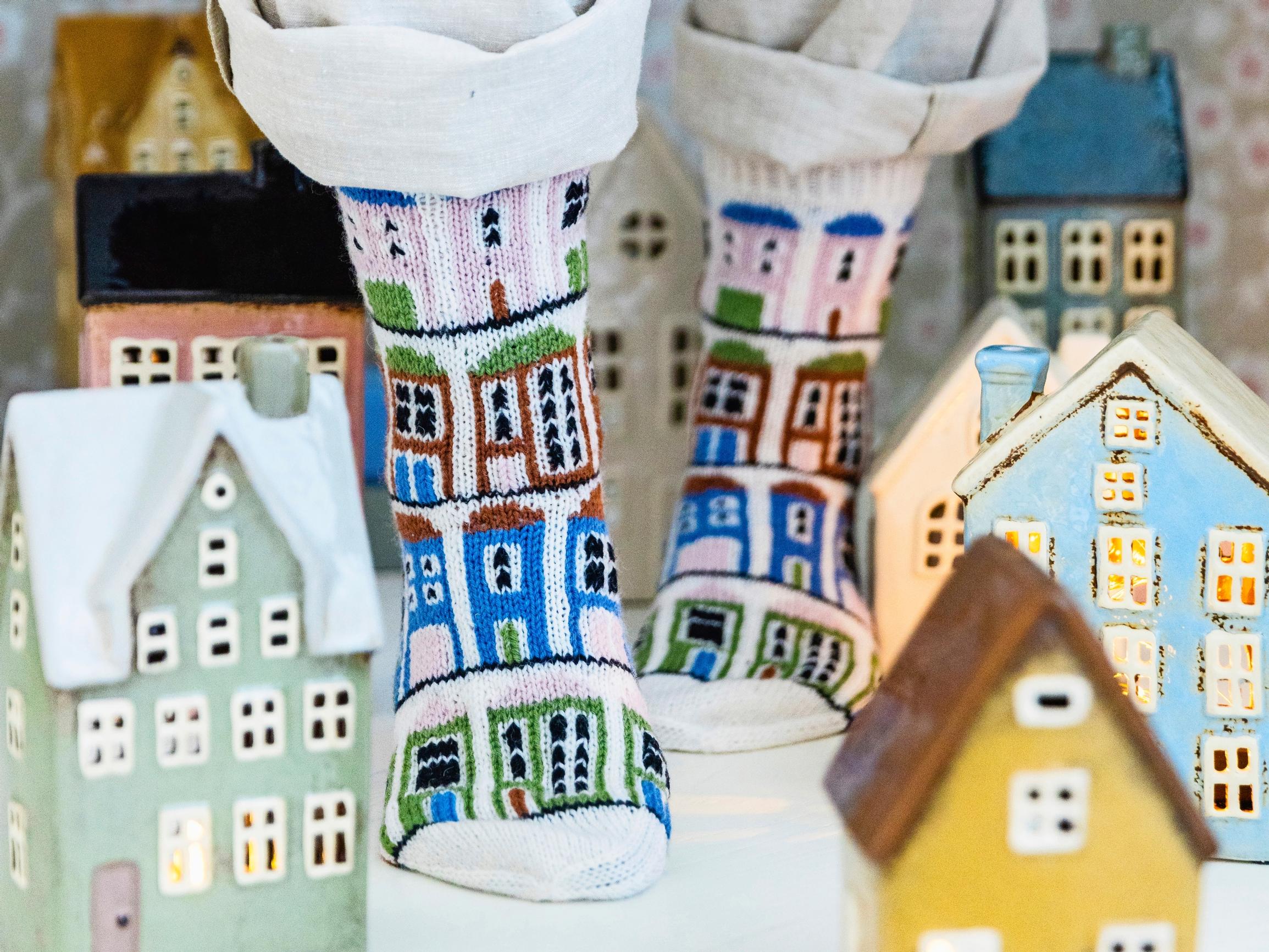 Enchanting house lantern colorwork socks