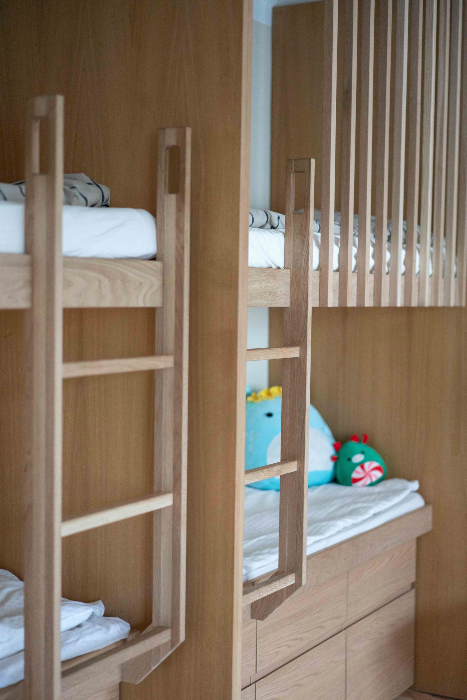 detail of the bunk bed’s ladder