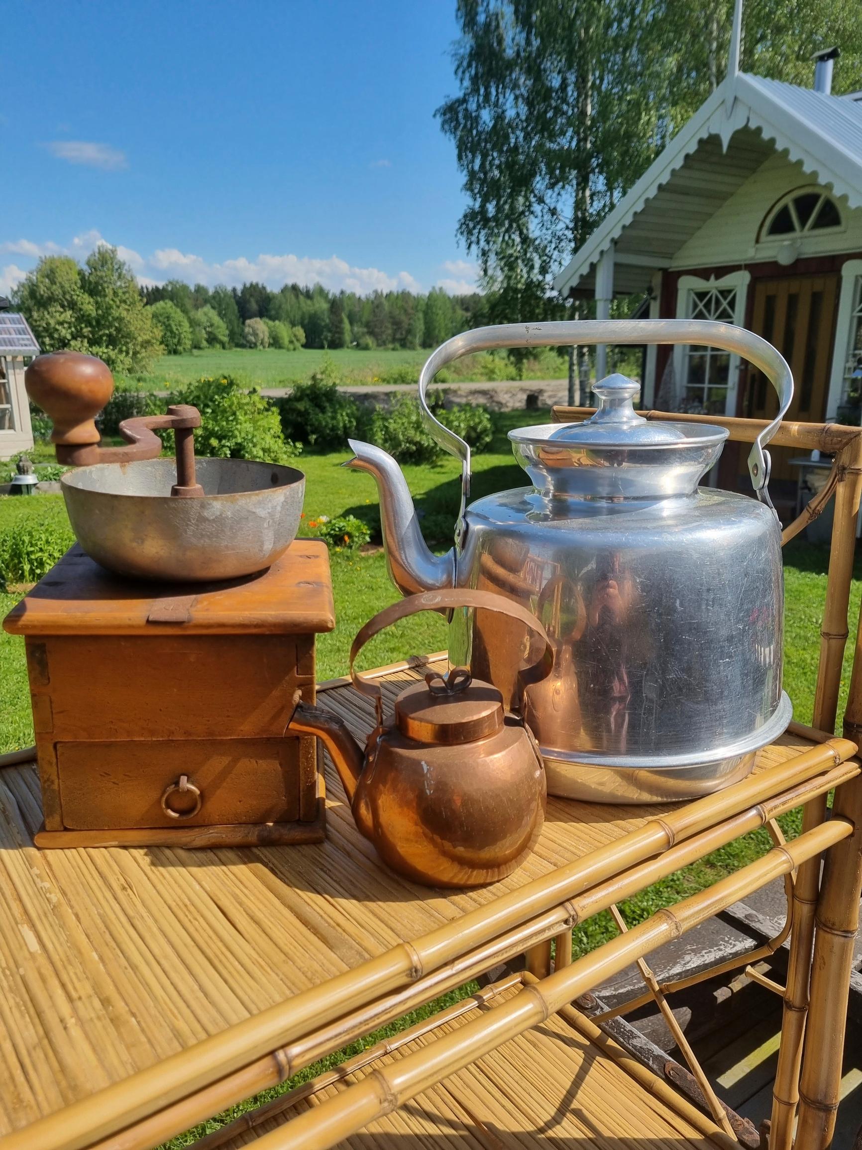 Old items in the yard of a flea market