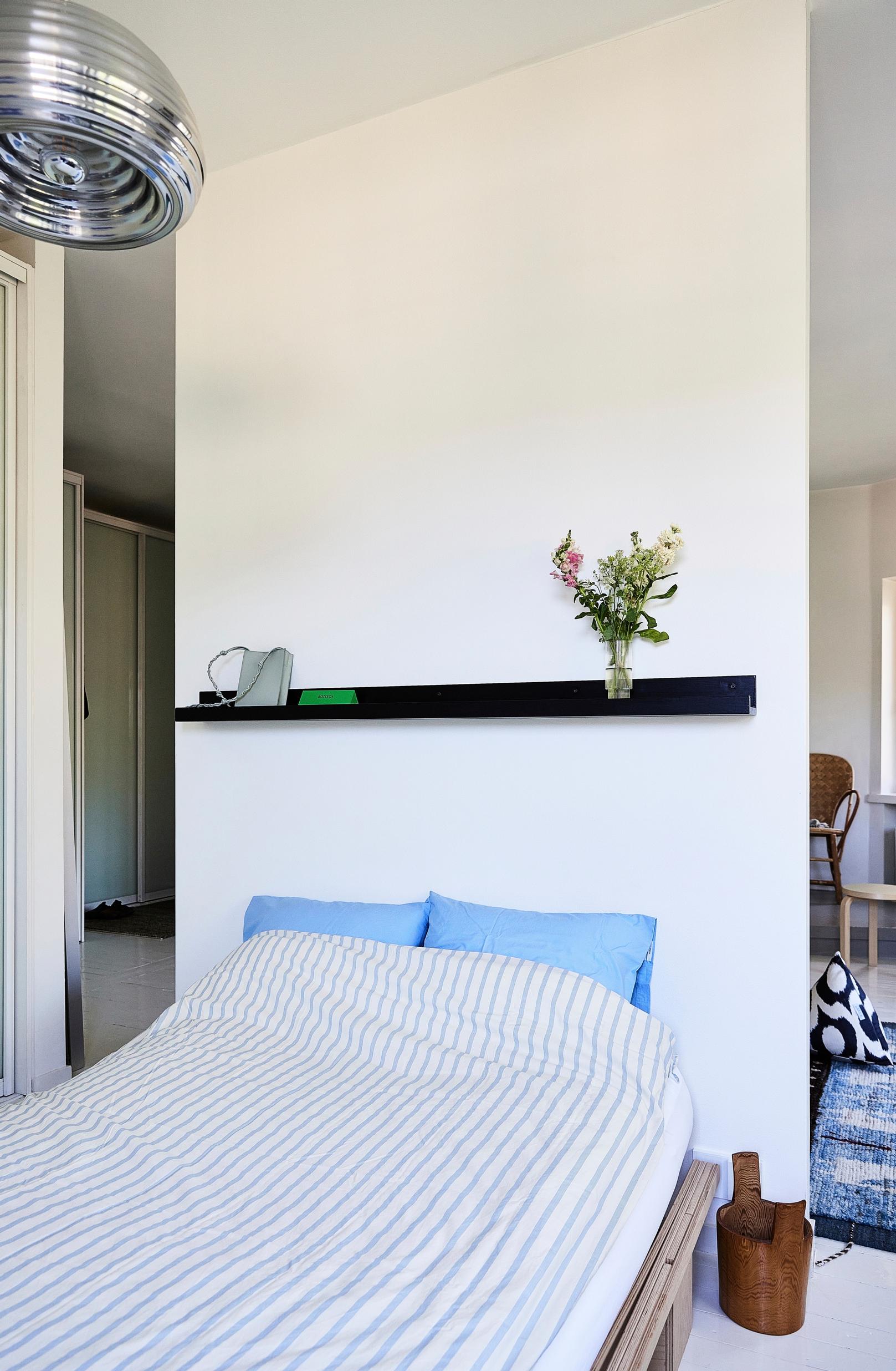 Bed behind the partition