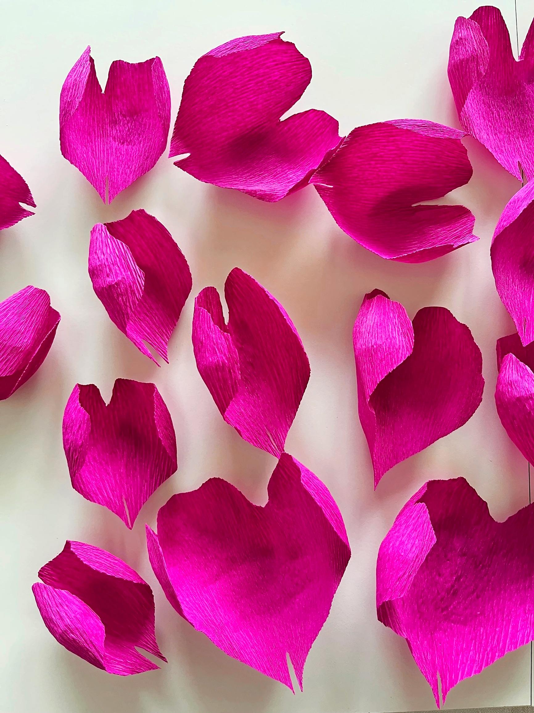 Shaping the paper peony petals