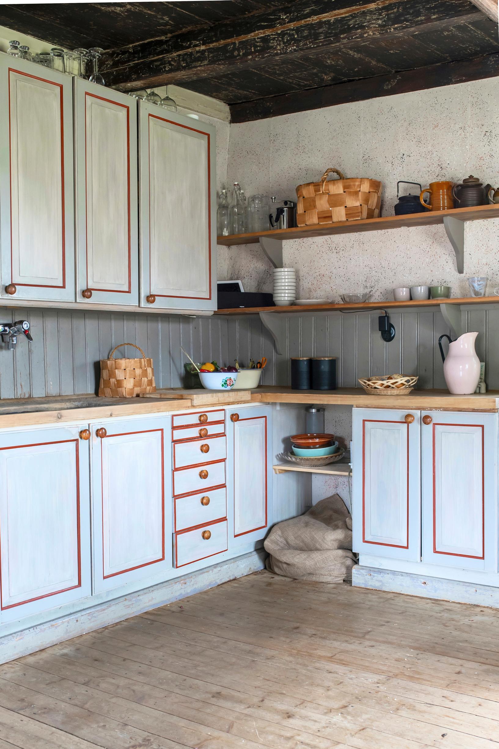 Old house kitchen refreshed with paint