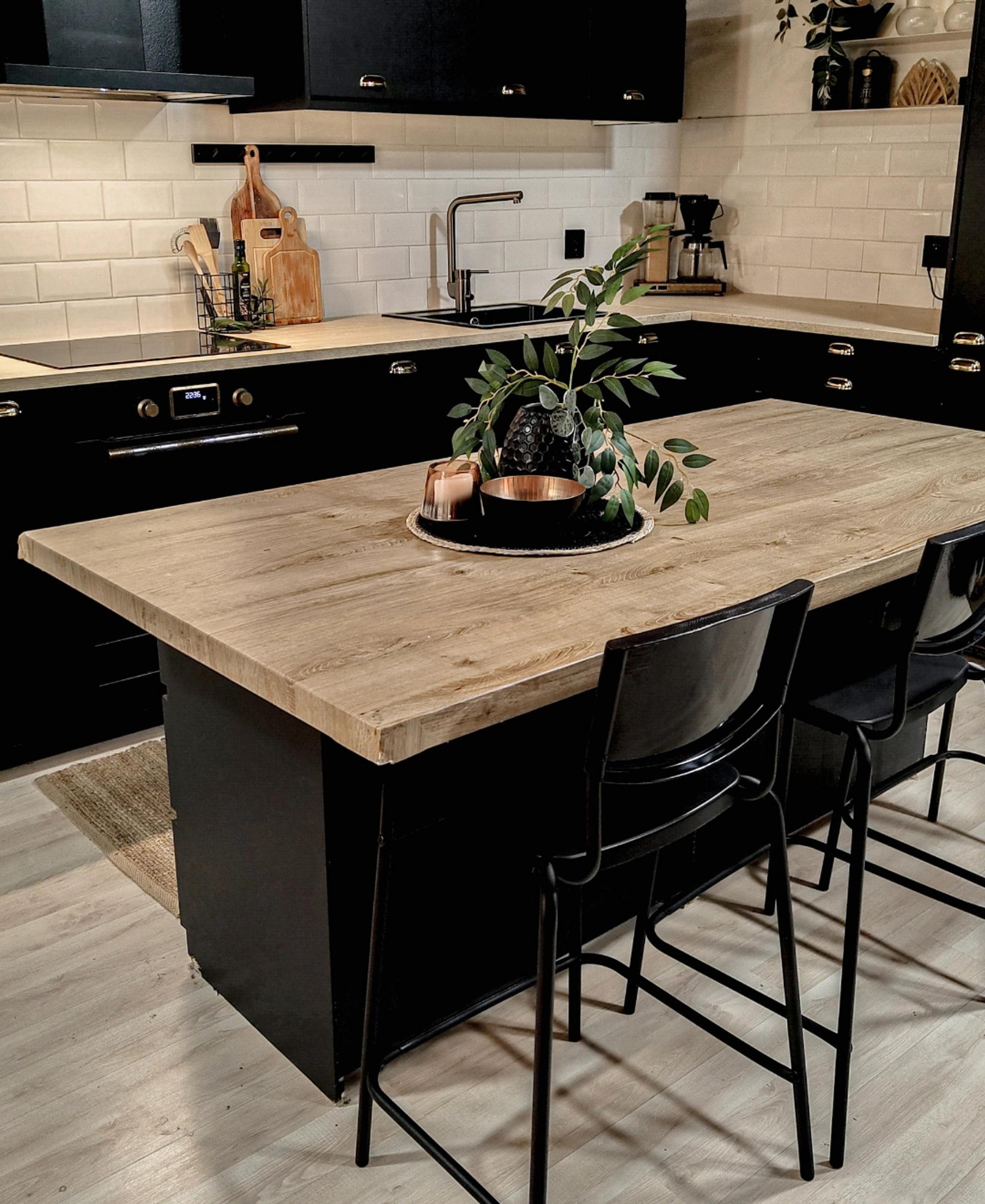 Kitchen island for just 15 euros! Nilla turned her dream into reality in an unexpected way 