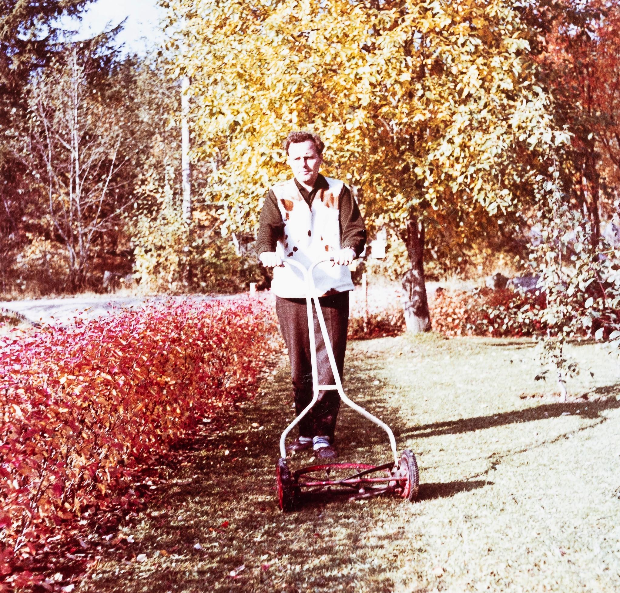 A 100-year-old veteran’s garden