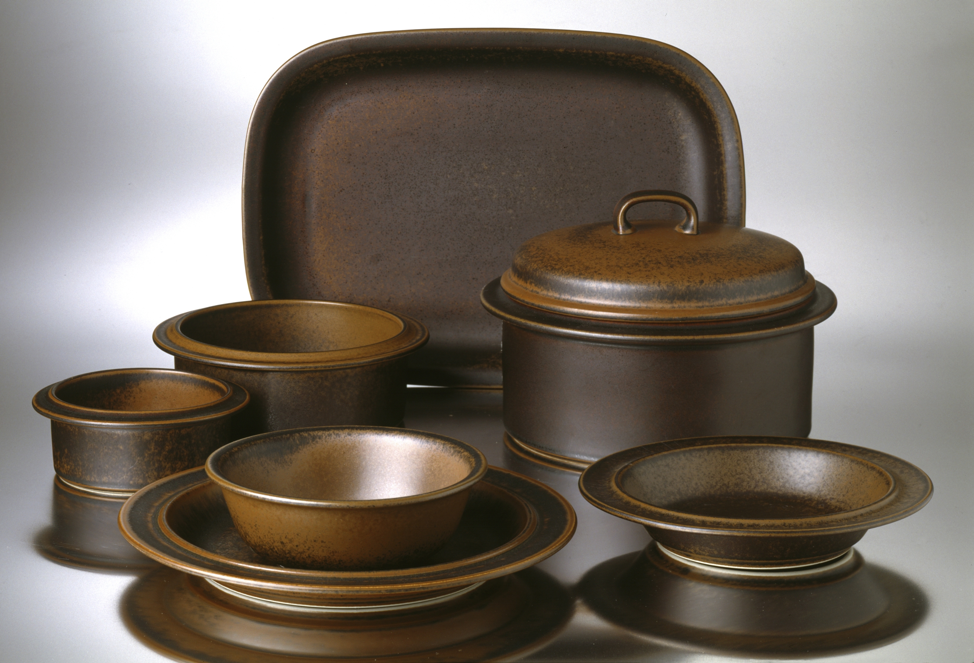 Arabia's Ruska dishware set | Kotona Living