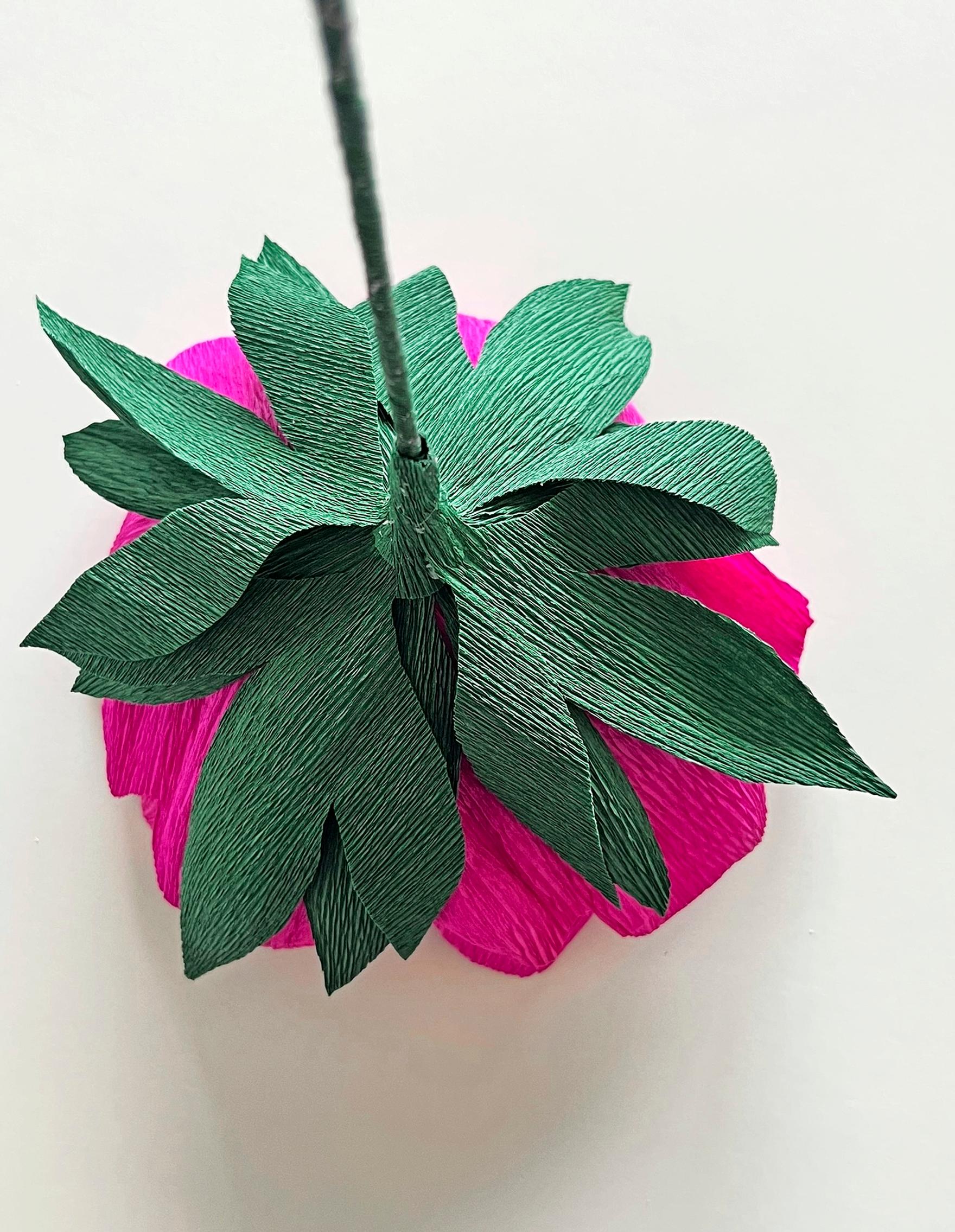 Finishing the base of the paper peony