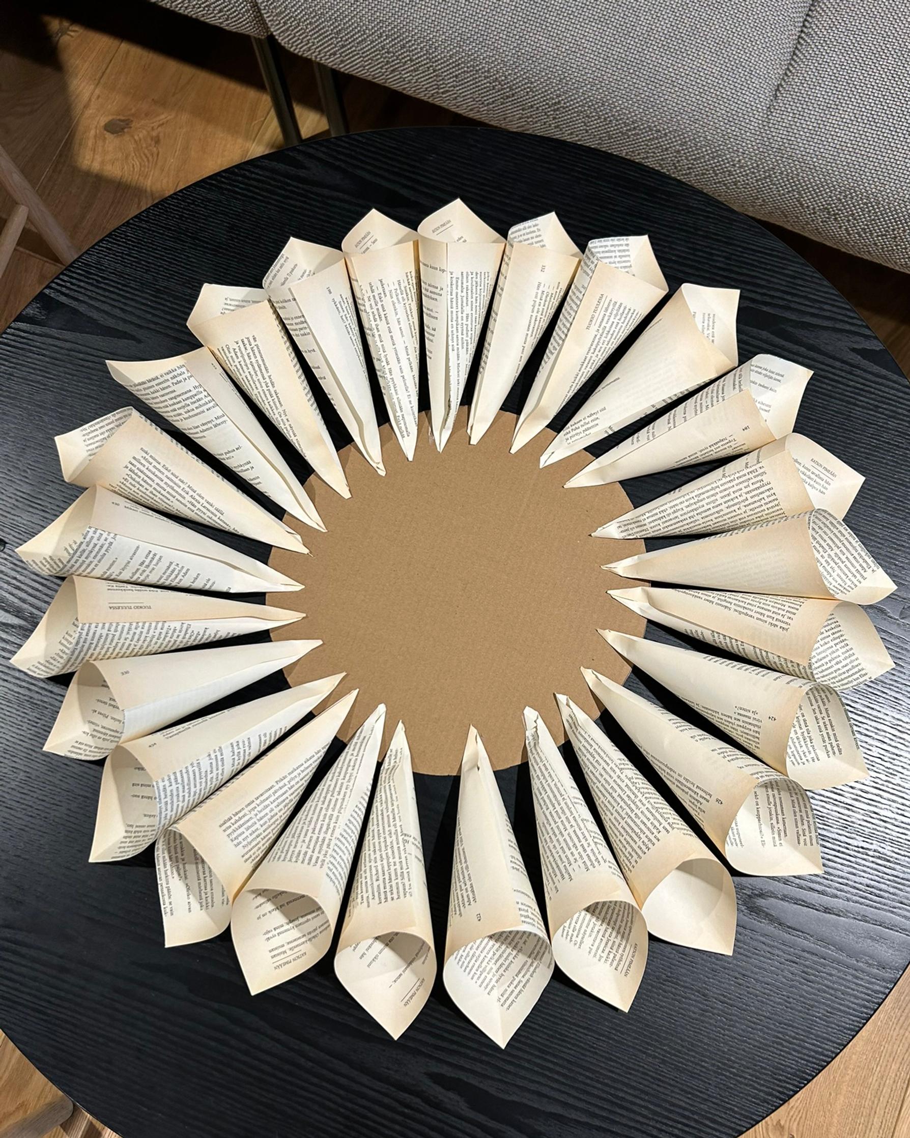 Outer layer of the paper dahlia