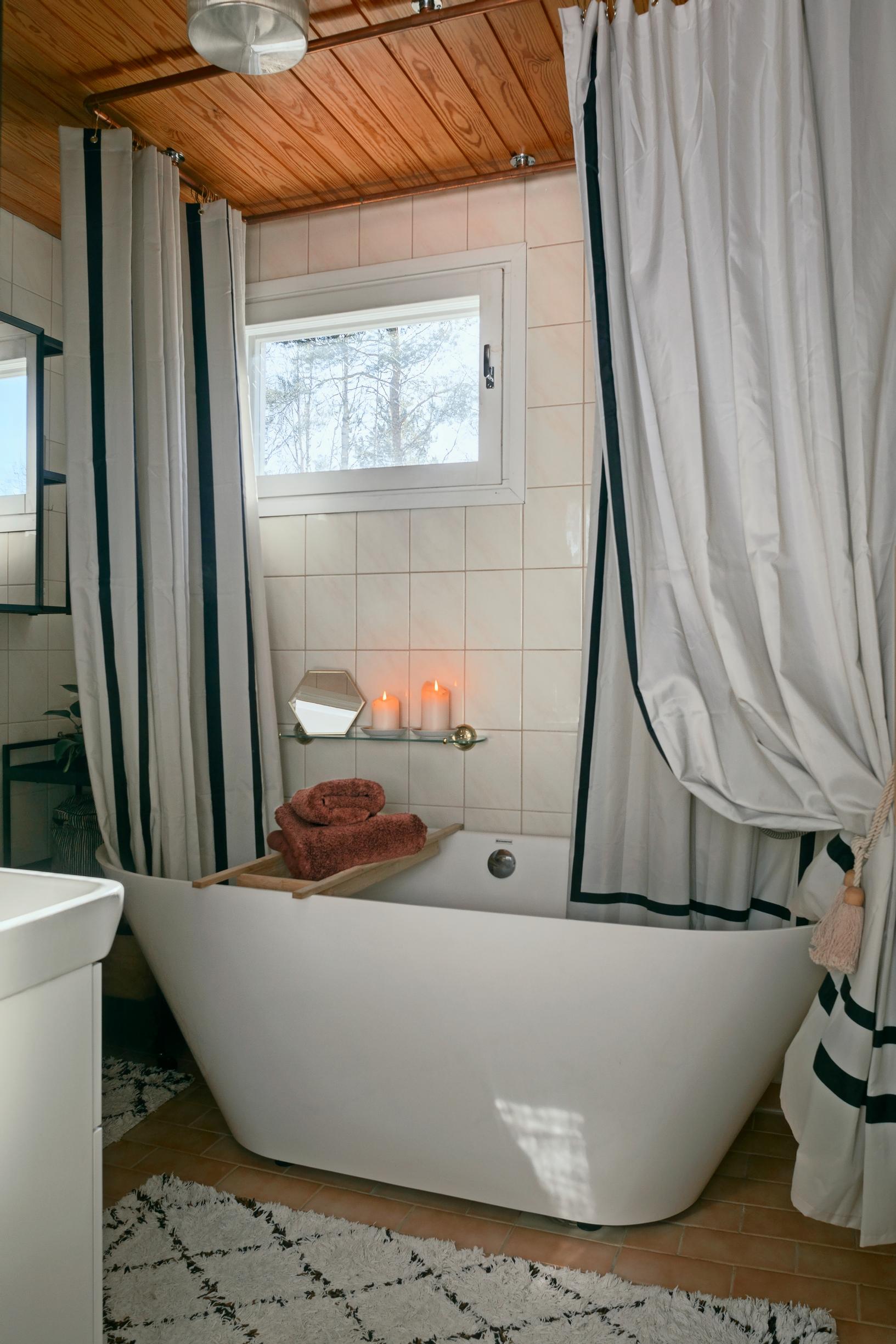 bathtub in the bathroom