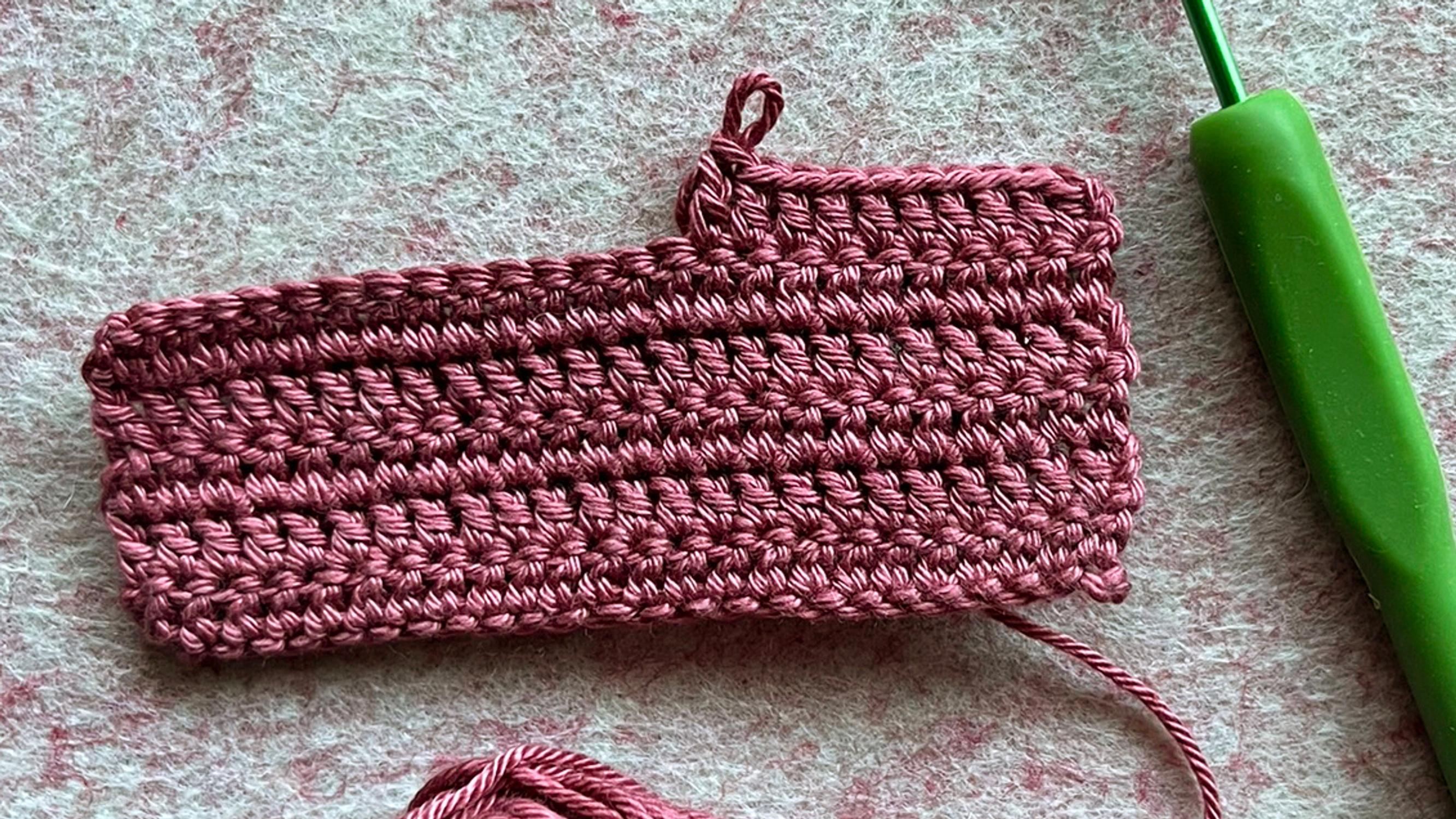 Learn double crochet—see the step-by-step tutorial and learn crocheting basics
