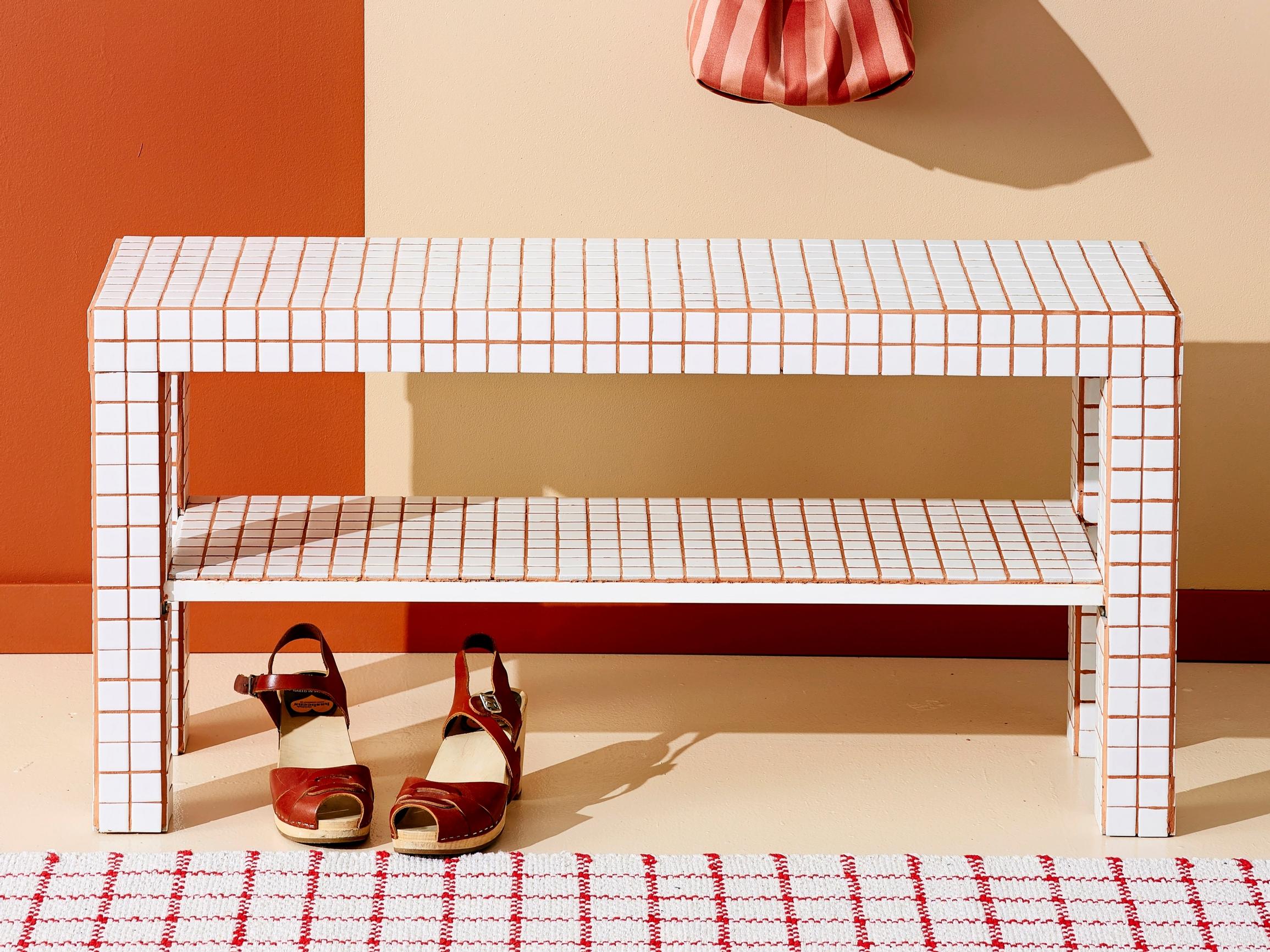Fresh and easy tile makeover: transform your old bench into a personal piece