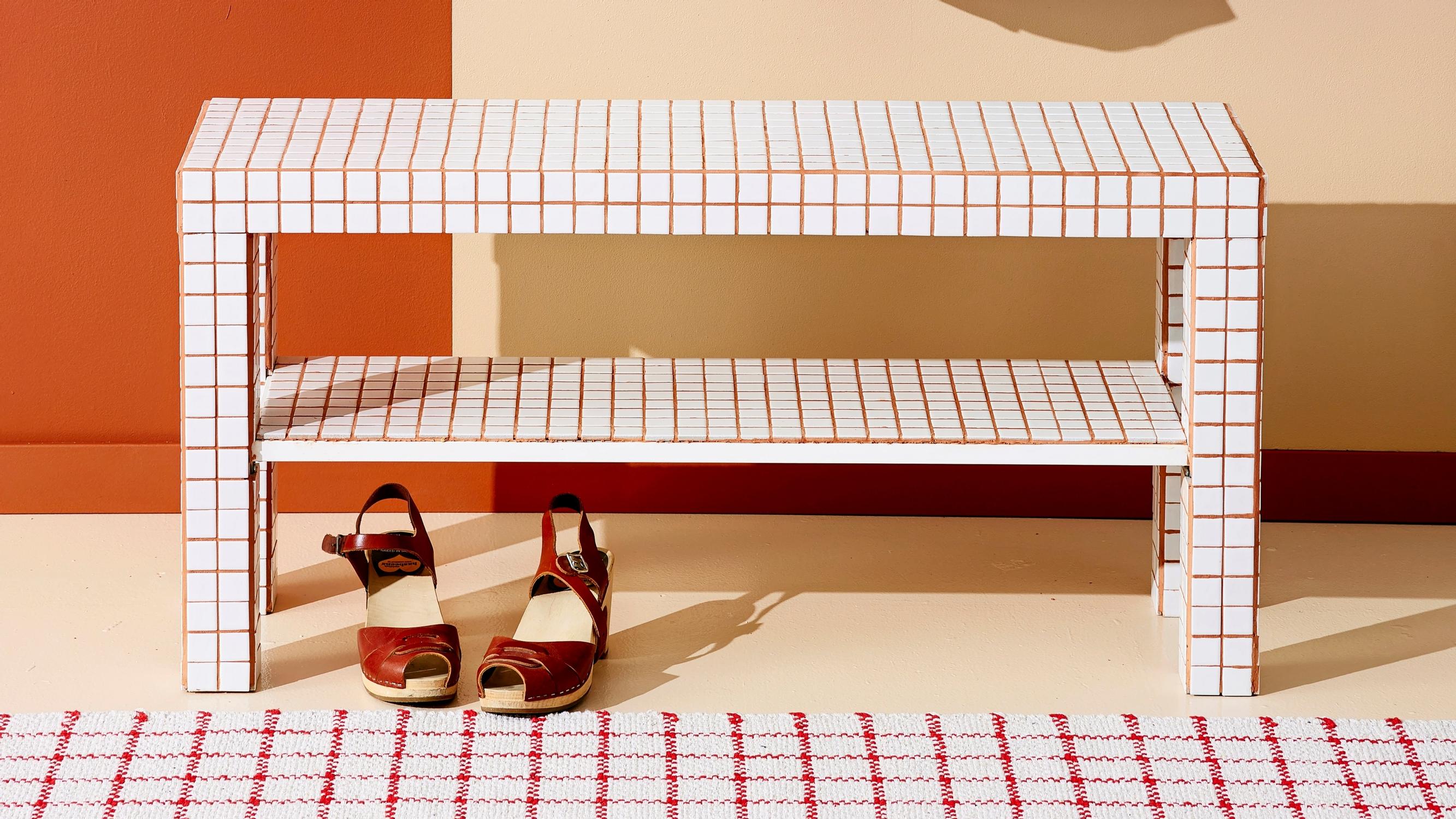 Fresh and easy tile makeover: transform your old bench into a personal piece