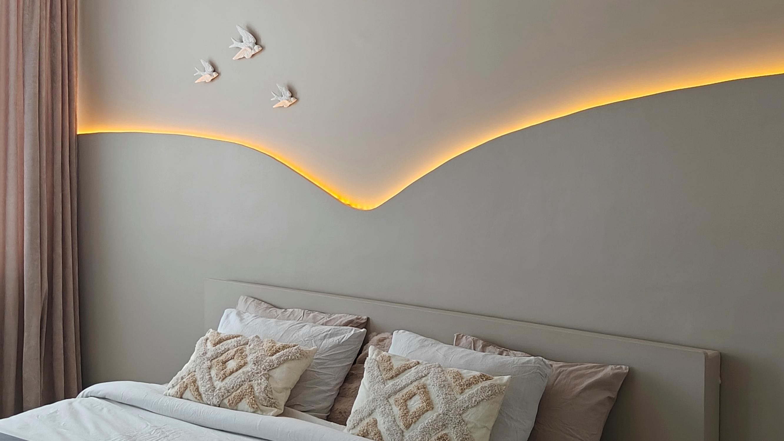 Sunset on the wall—Raisa’s DIY headboard shines with a built-in night light